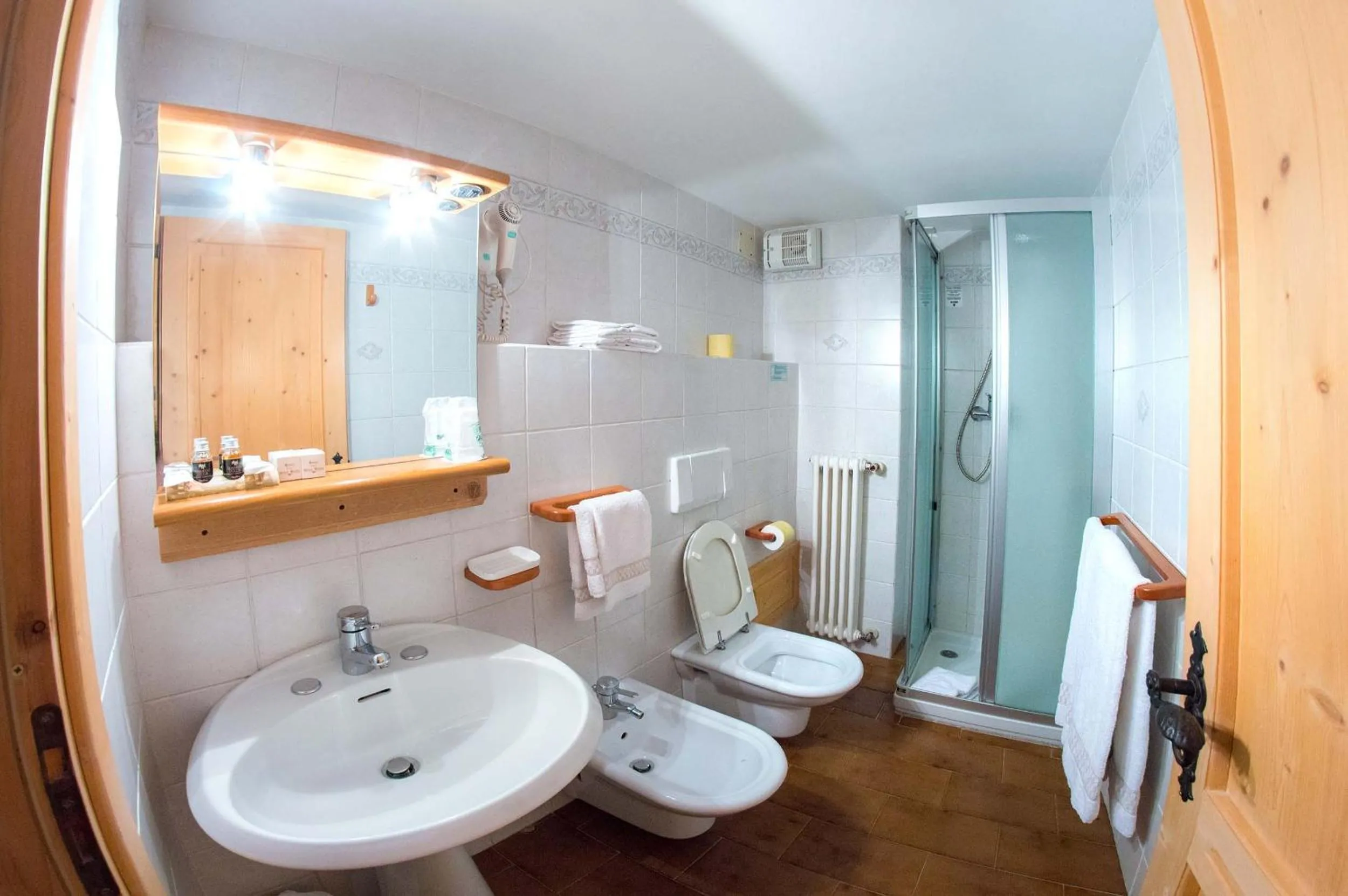 Bathroom in Hotel Gran Baita