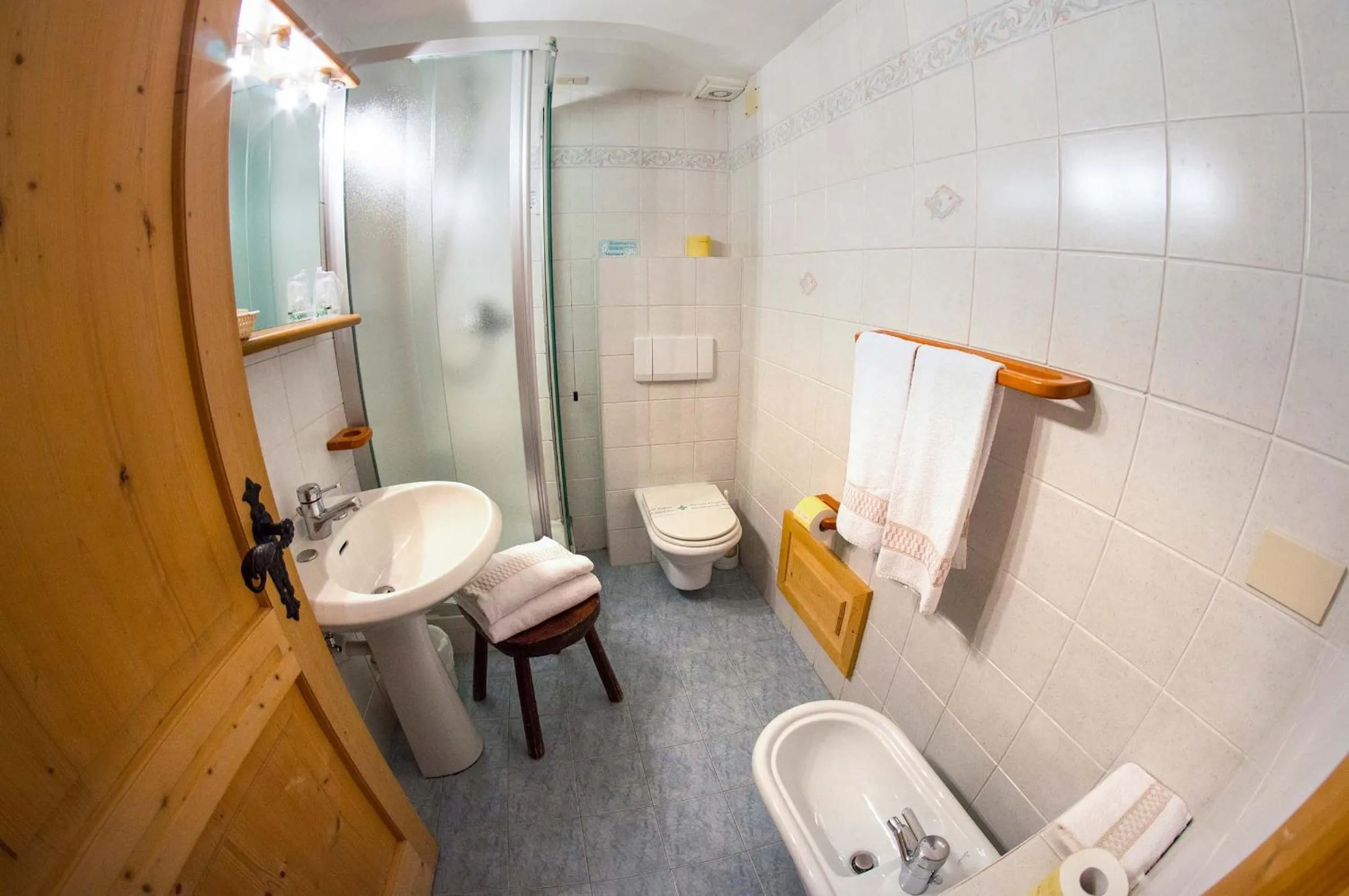 Bathroom in Hotel Gran Baita