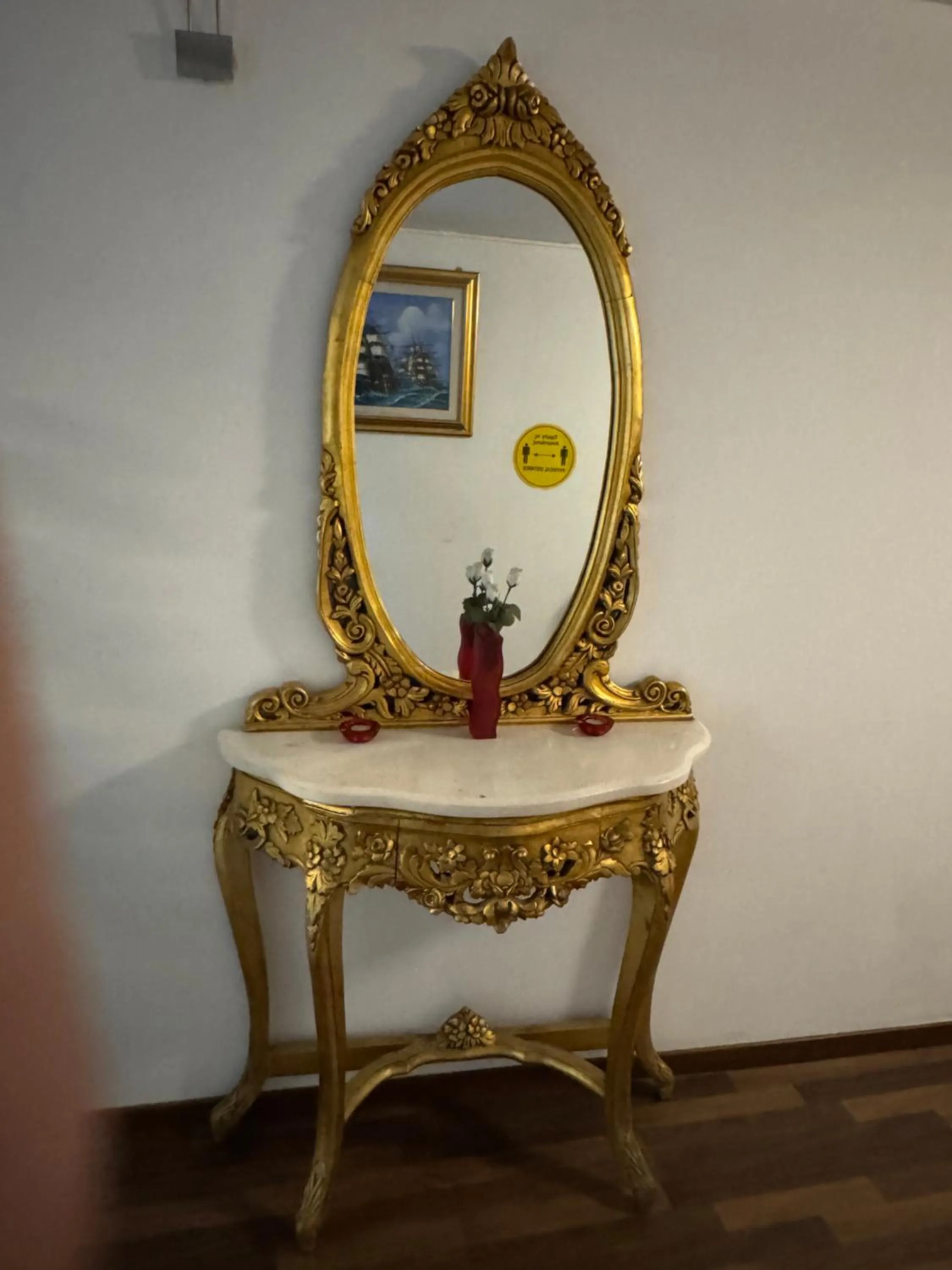 Property building in Hotel King