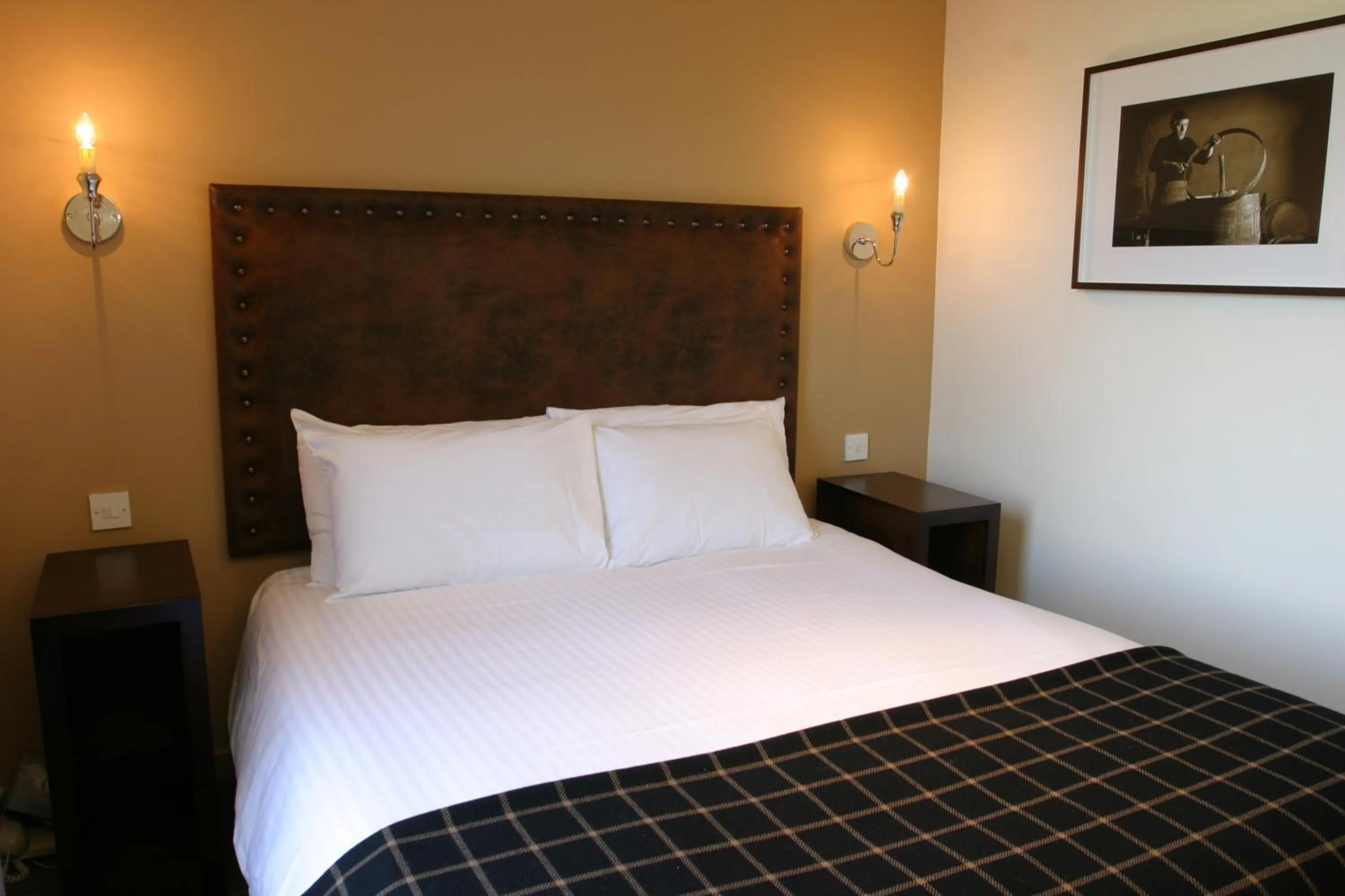 Bed in Eight Acres Hotel