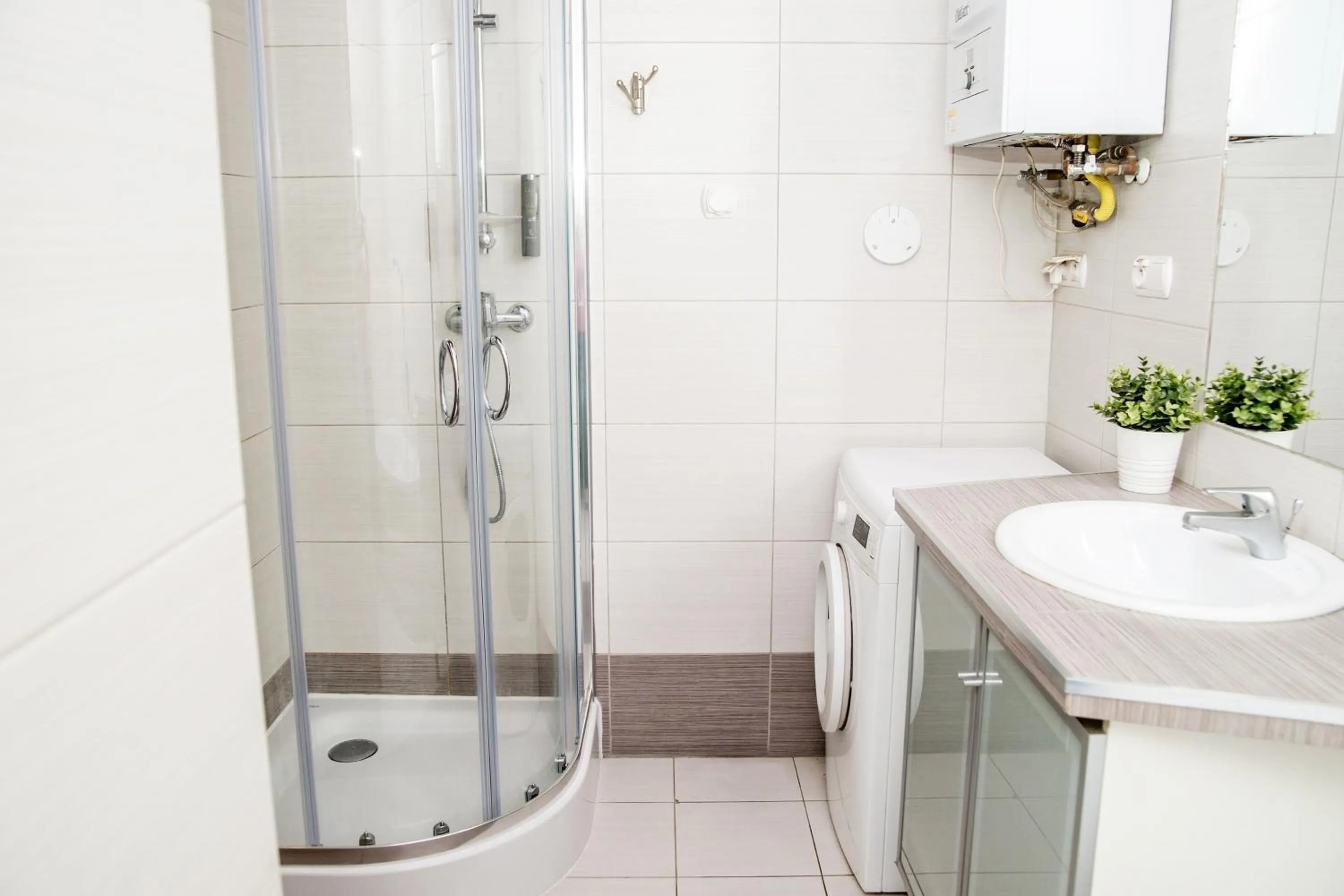 Shower in Red Kurka Apartments