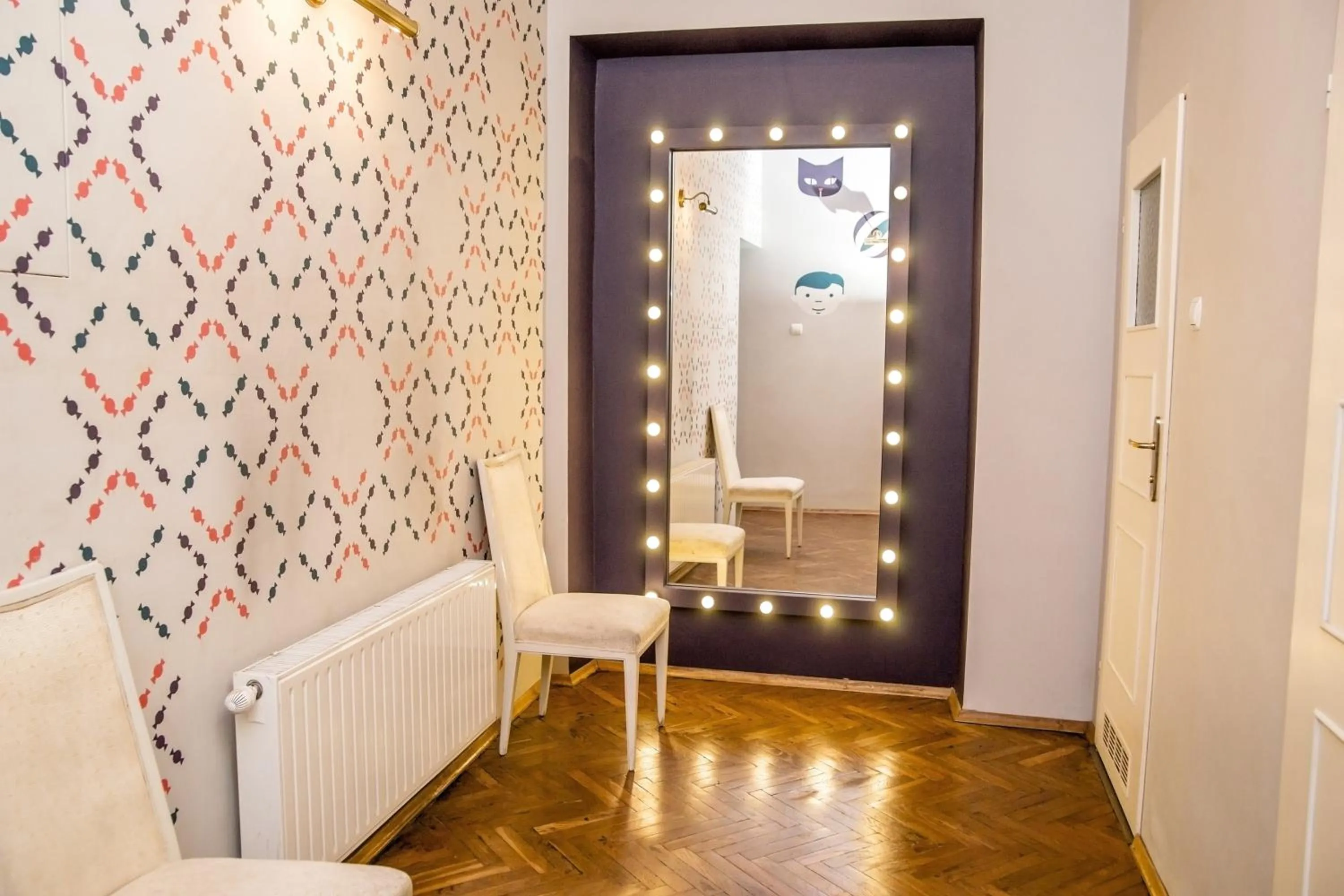 Communal lounge/ TV room in Red Kurka Apartments