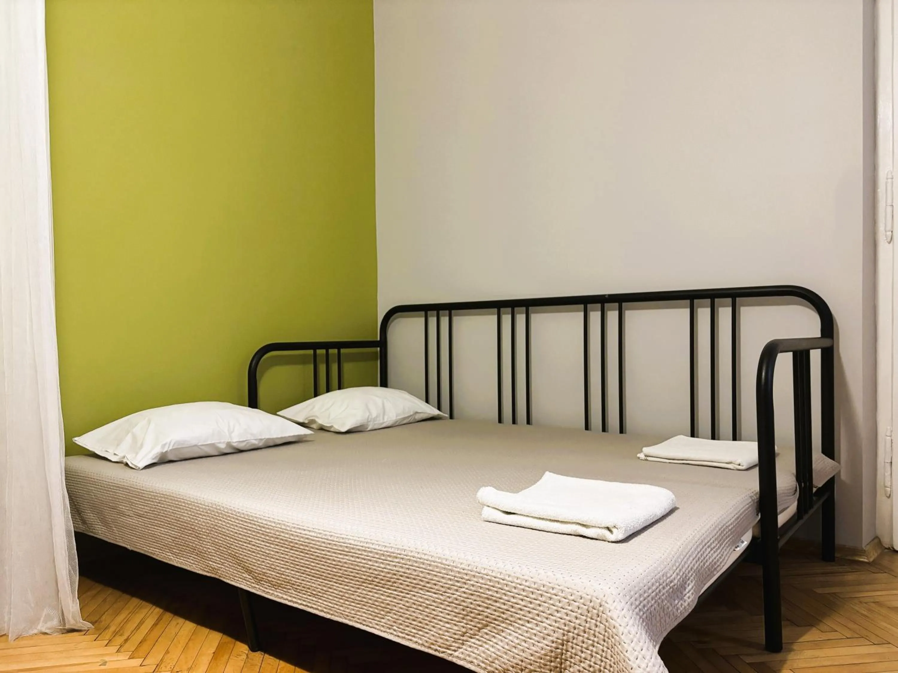 Bedroom, Bed in Red Kurka Apartments