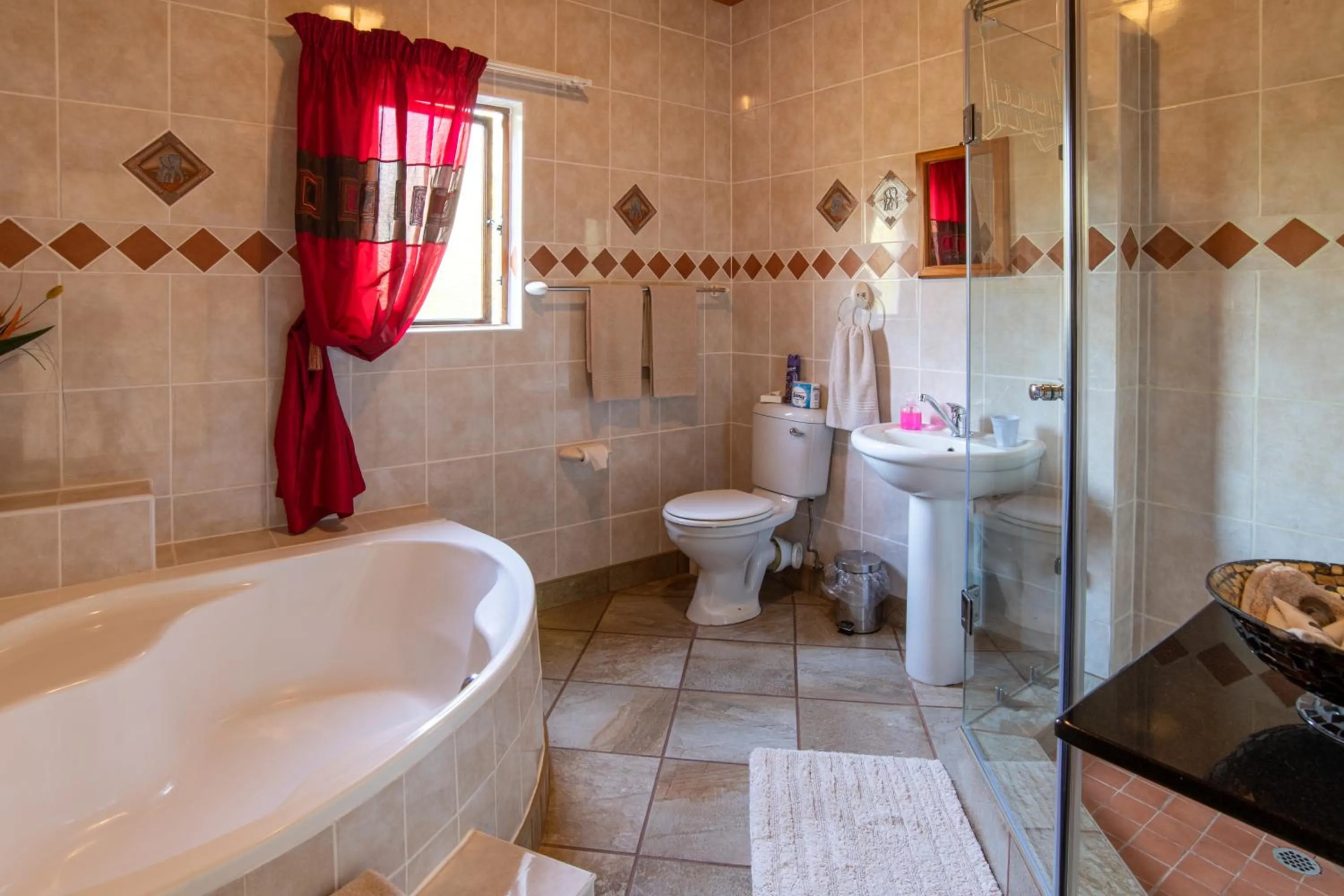 Shower in Elephant Coast Guesthouse