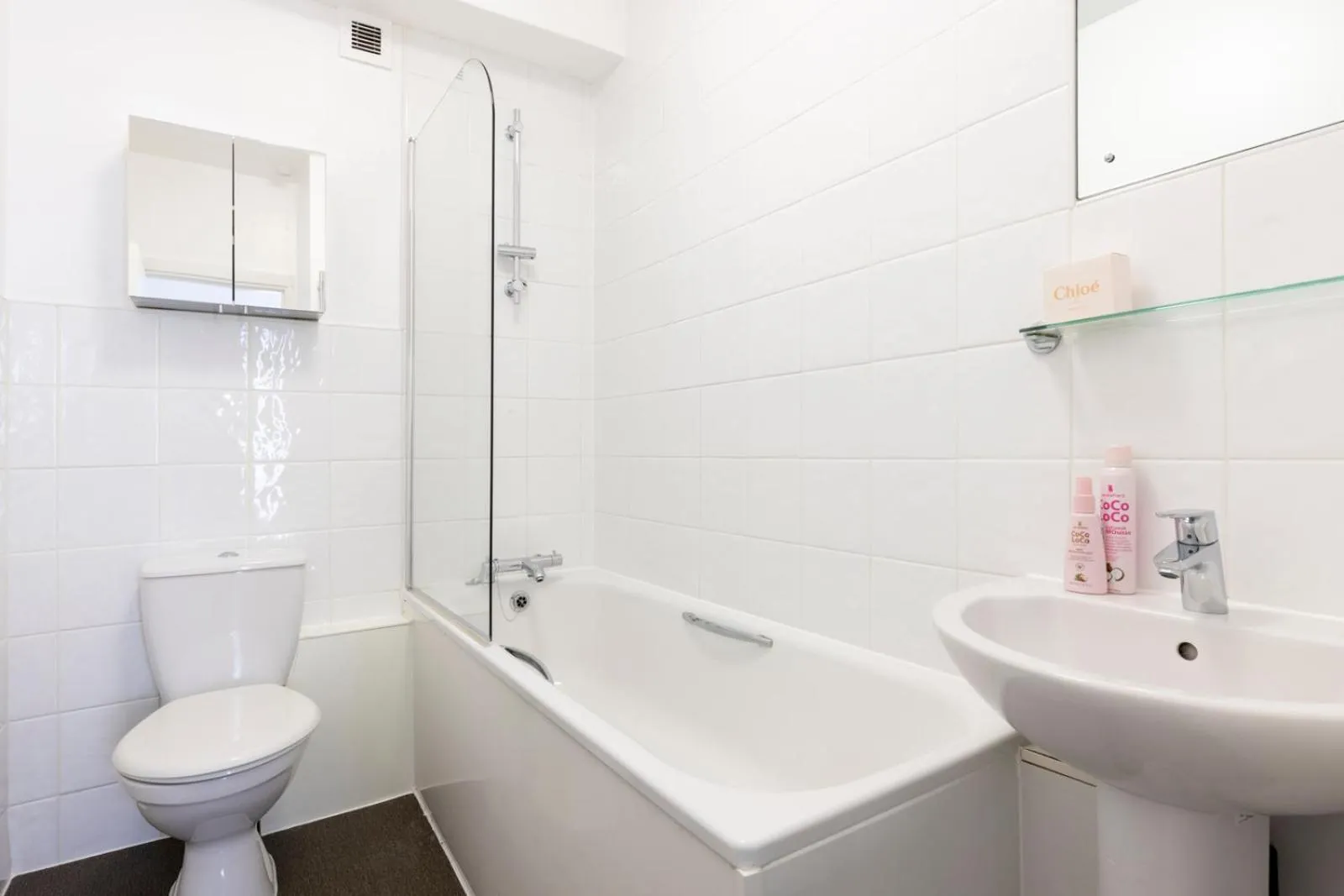 Dolphin House Serviced Apartments