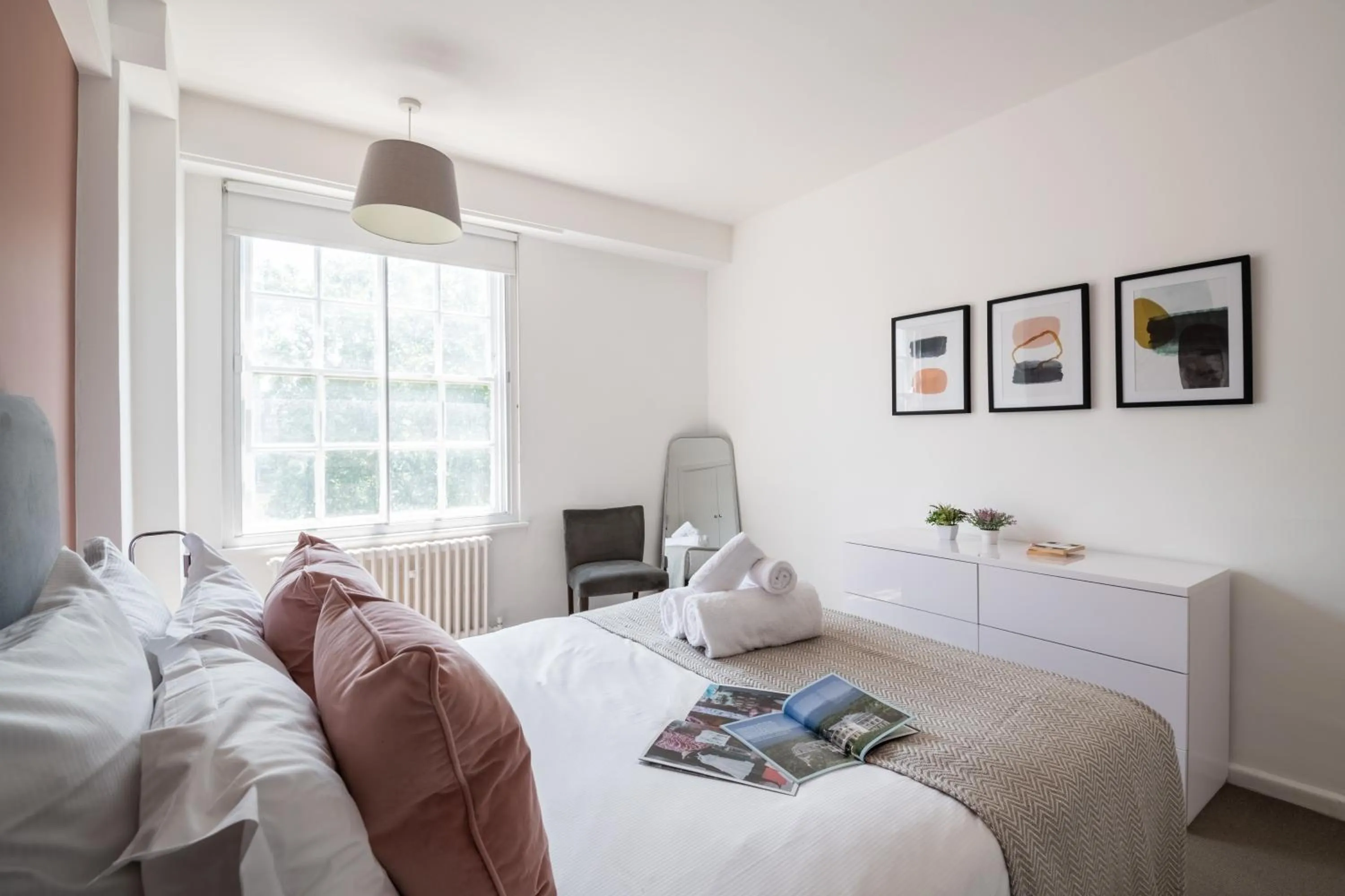 Dolphin House Serviced Apartments