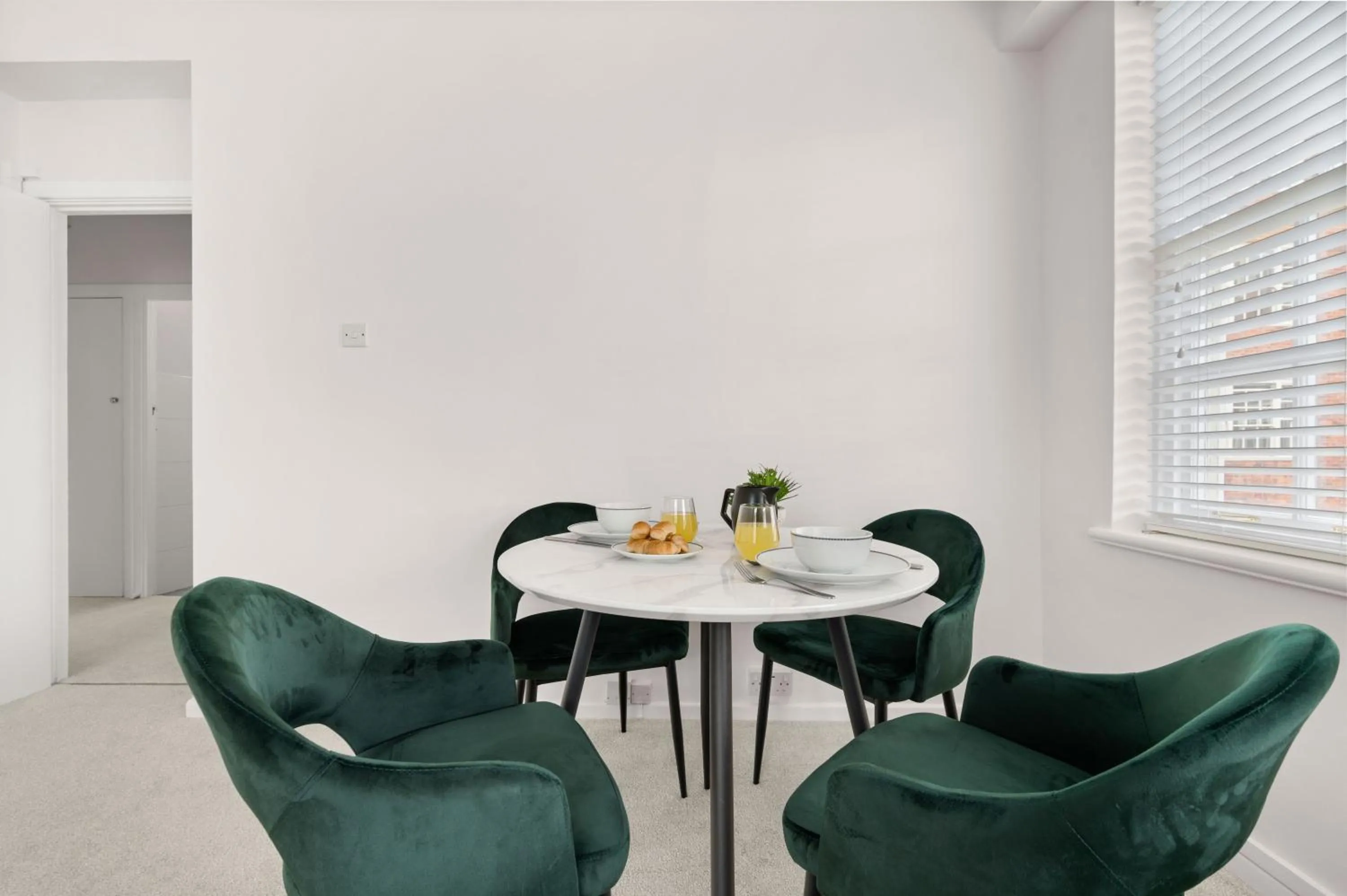 Dolphin House Serviced Apartments