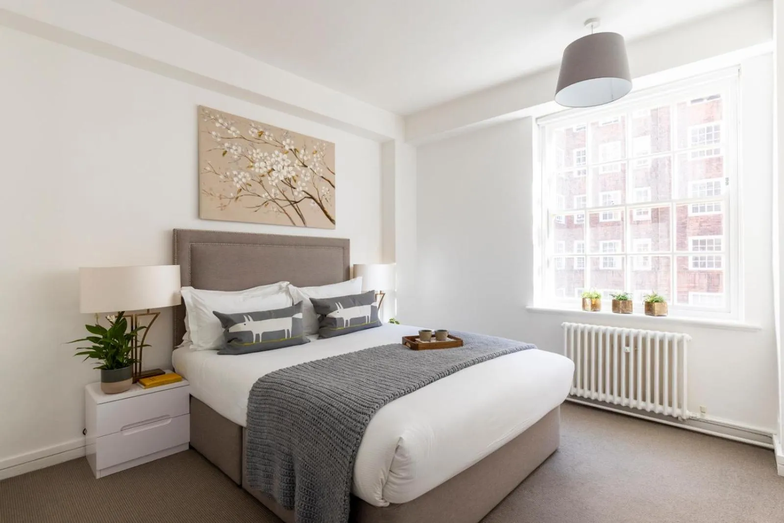 Dolphin House Serviced Apartments