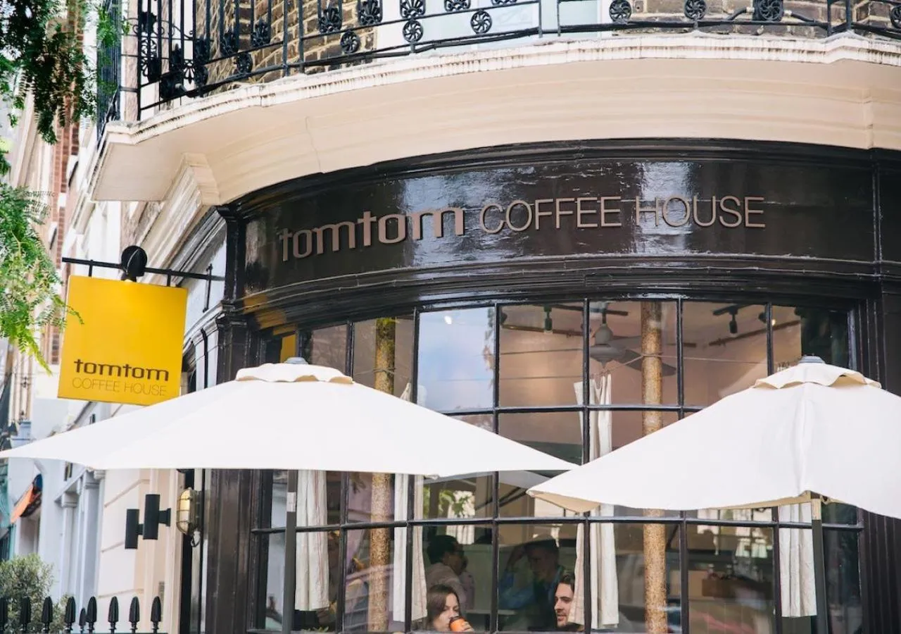 Restaurant/places to eat in Dolphin House Serviced Apartments