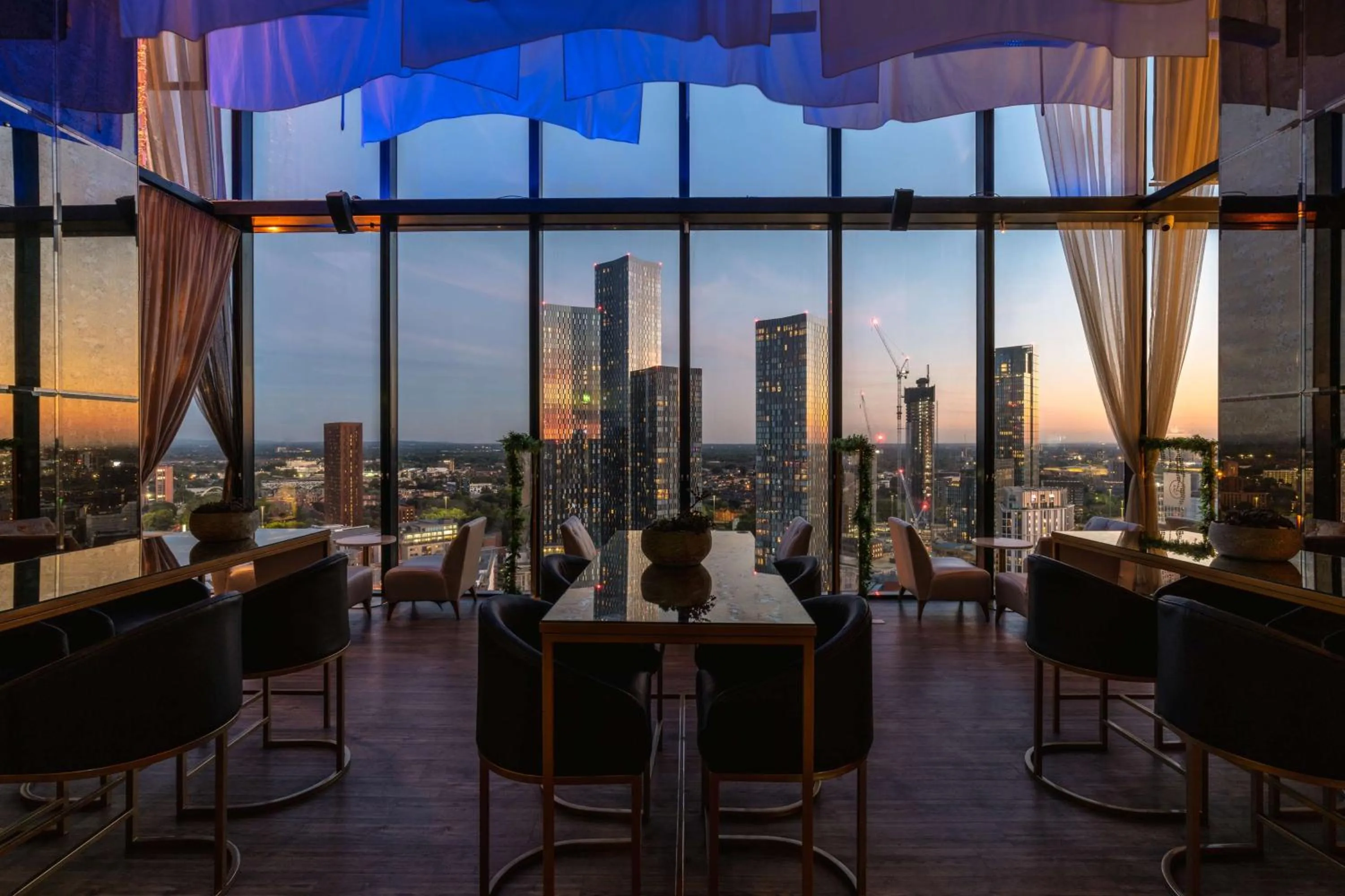 Restaurant/places to eat in Hilton Manchester Deansgate