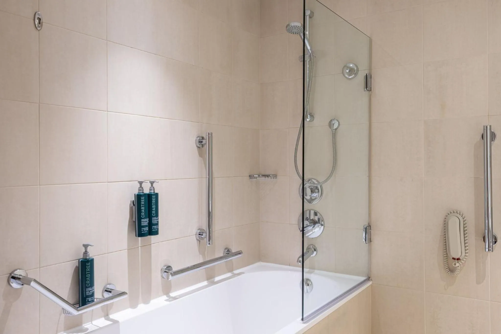 Bathroom in The Manchester Deansgate Hotel, by IHG