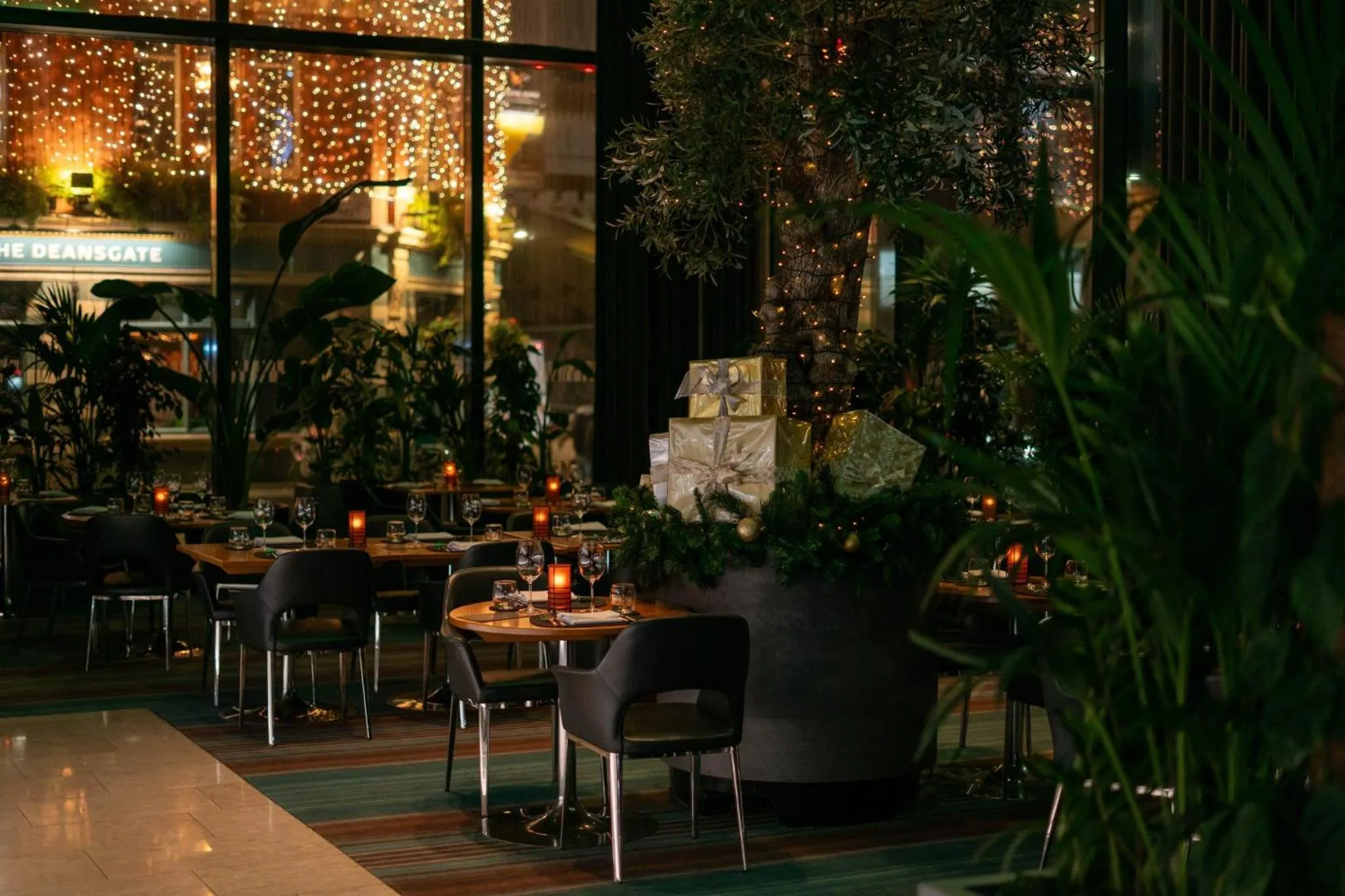Restaurant/places to eat in The Manchester Deansgate Hotel, by IHG