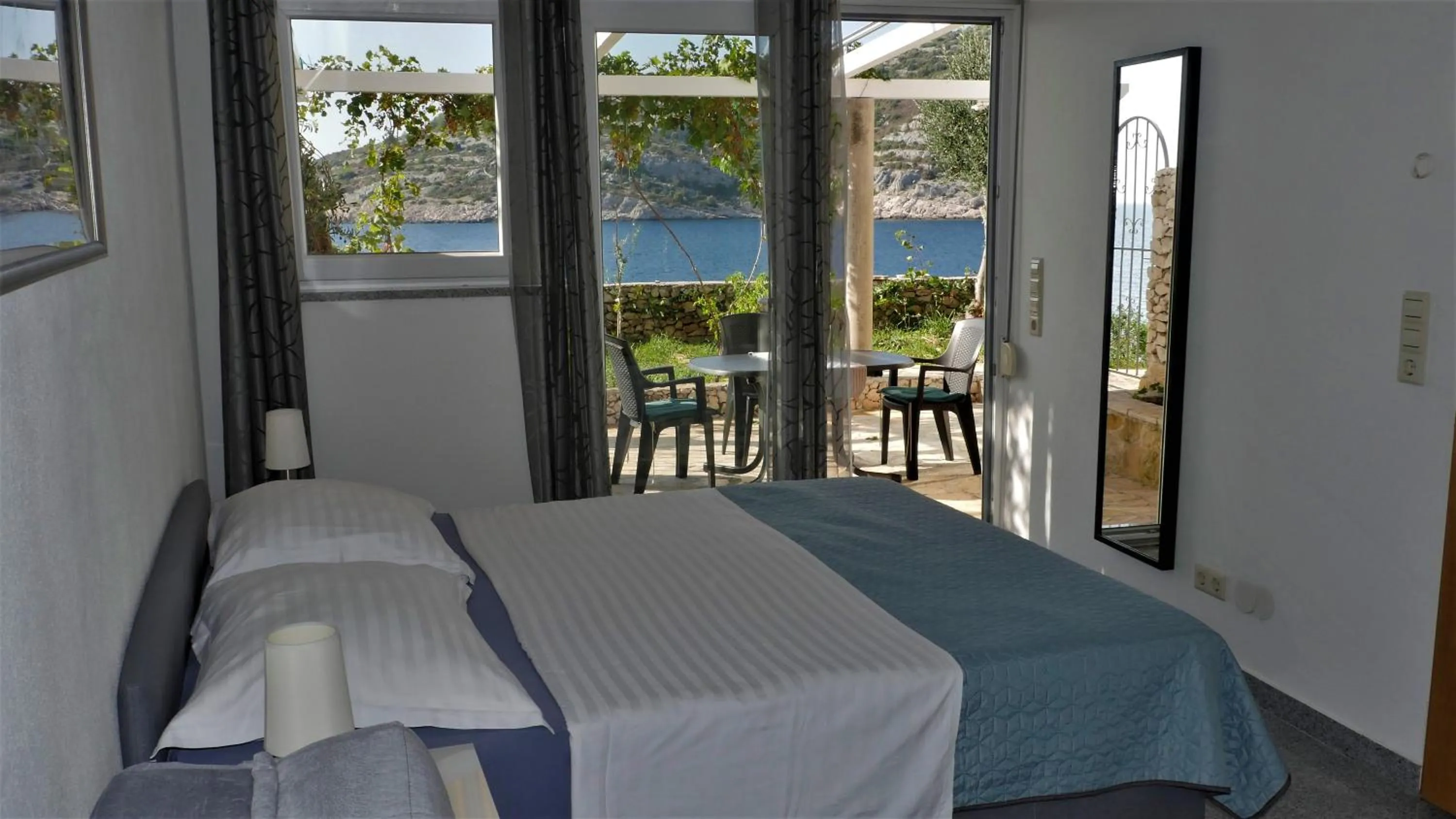 Bedroom, Bed in Direkt am Meer-Apartments Puntaplanka