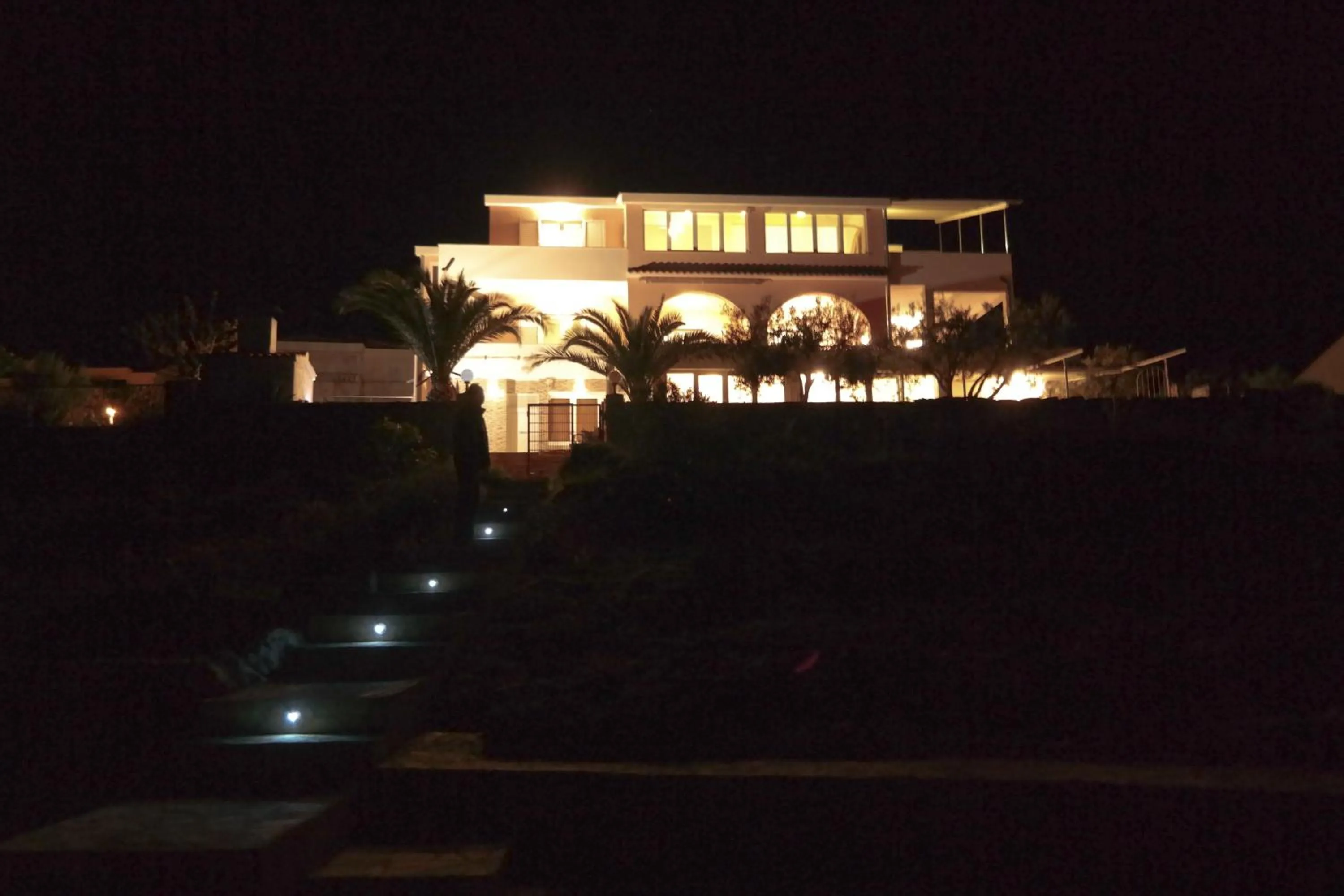 Property building in Direkt am Meer-Apartments Puntaplanka