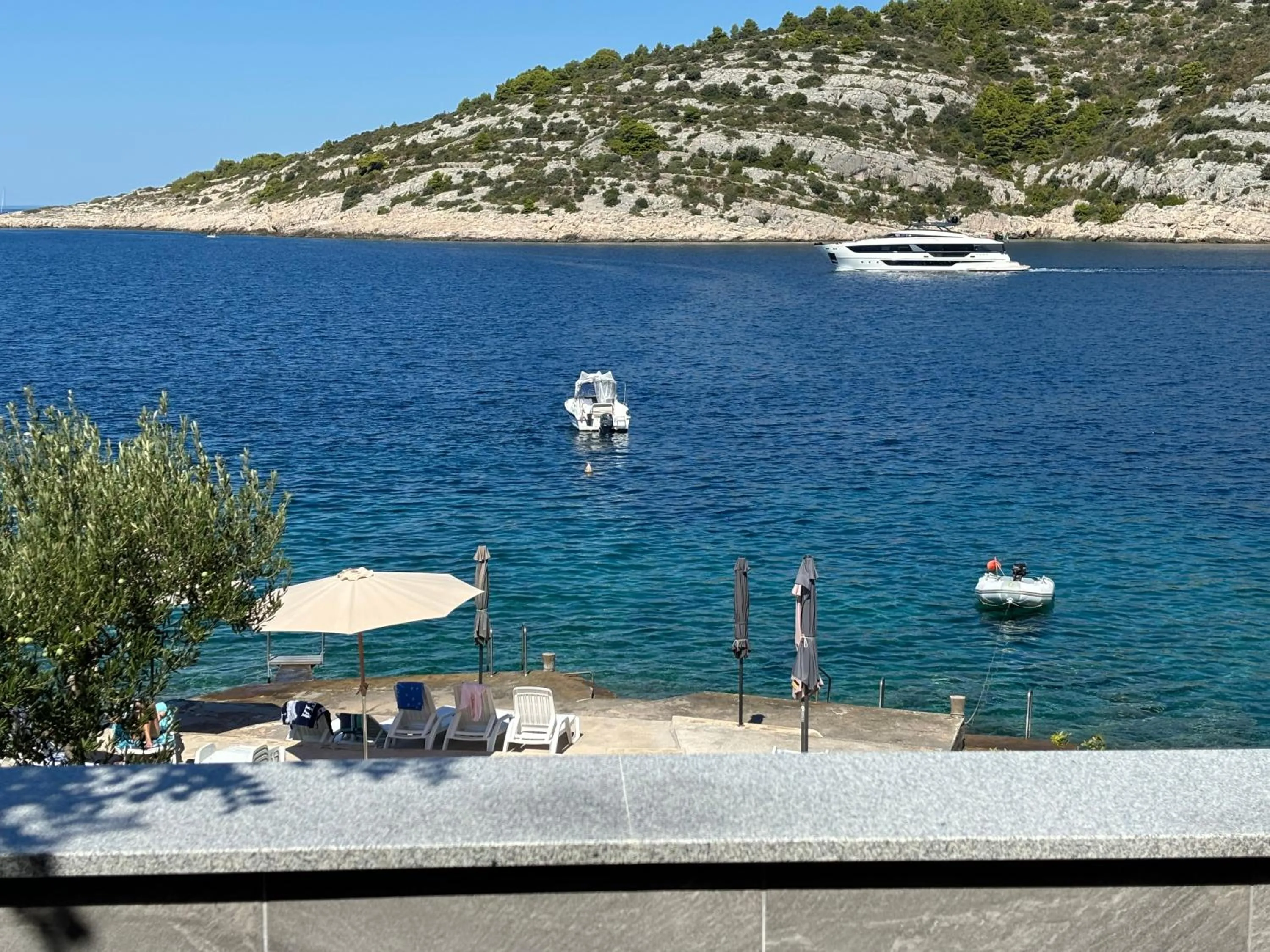 Direkt am Meer-Apartments Puntaplanka