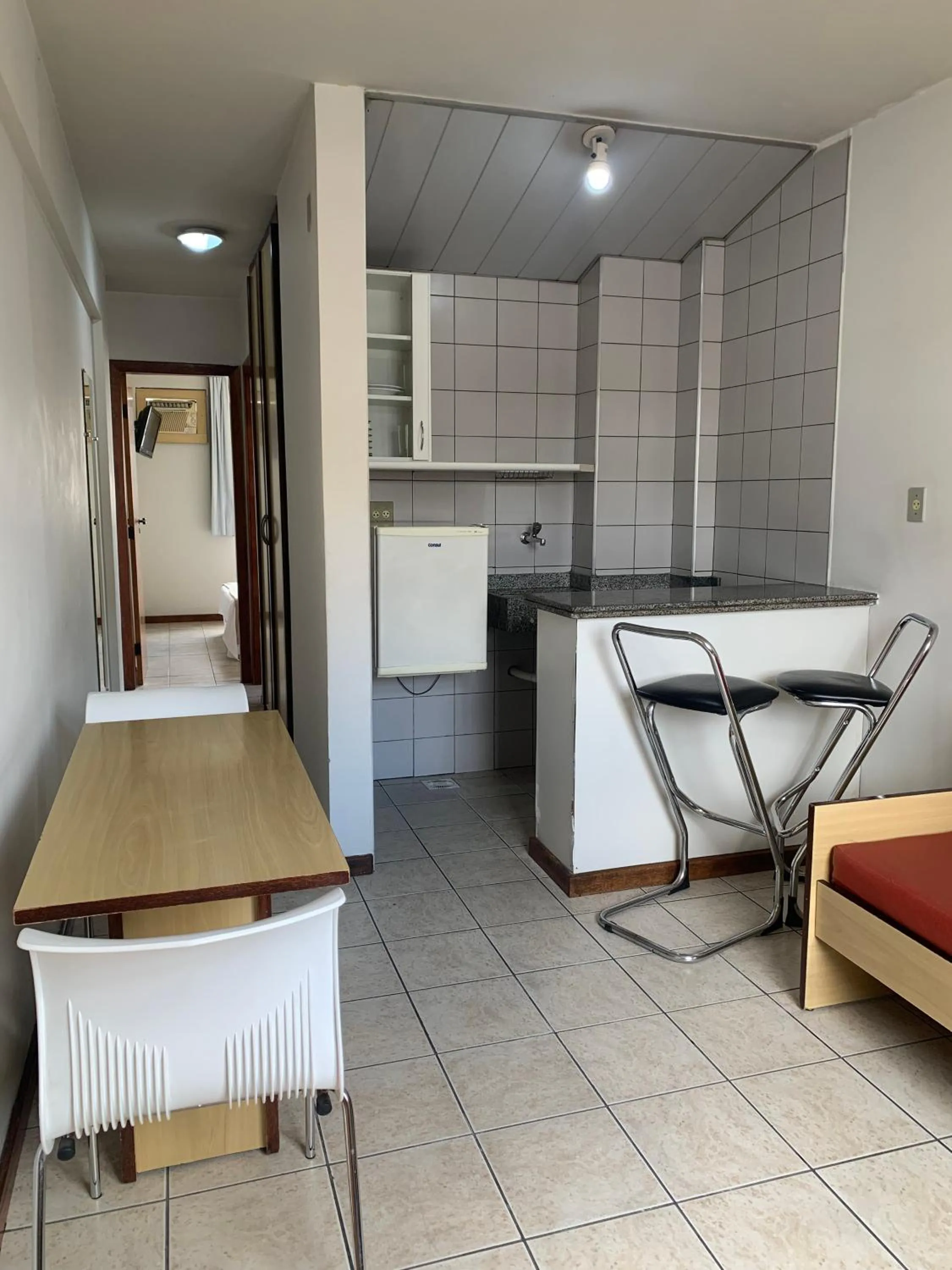 Kitchen or kitchenette in Solar Flat Hotel