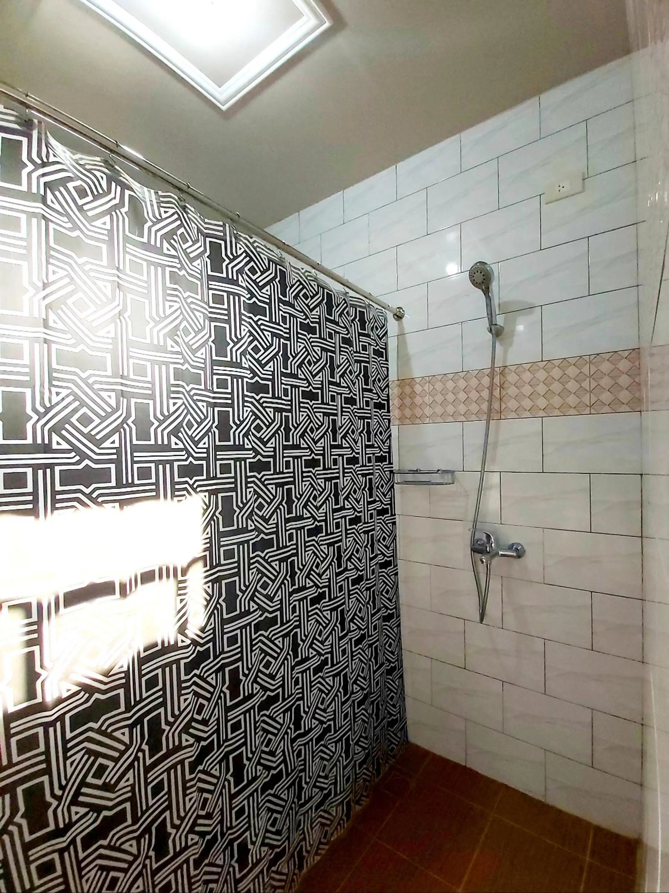 Bathroom in Golden Pension House,Palawan