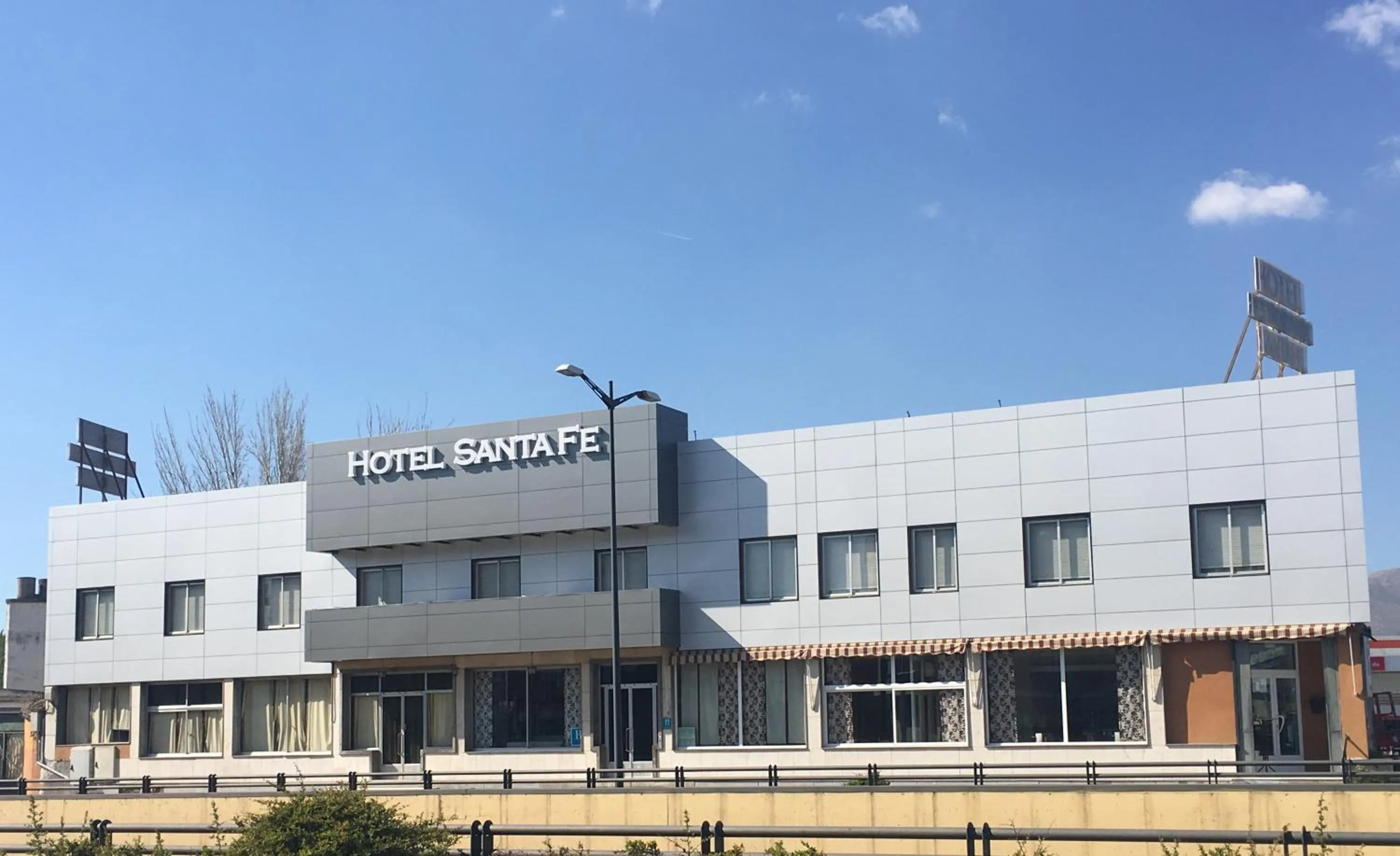 Facade/entrance in Hotel Santa Fe