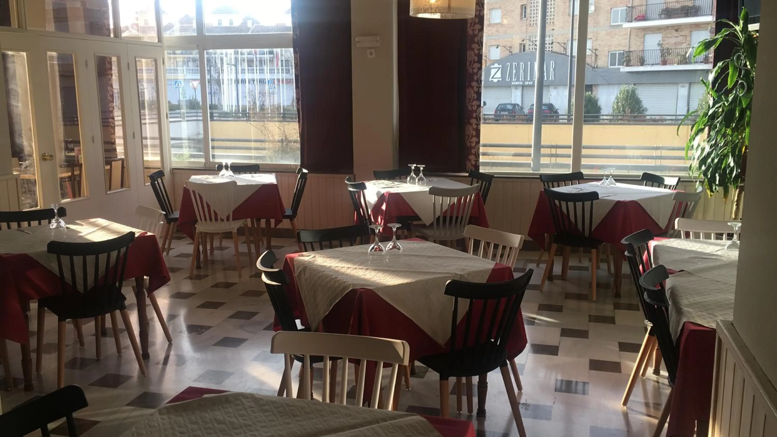 Restaurant/places to eat in Hotel Santa Fe