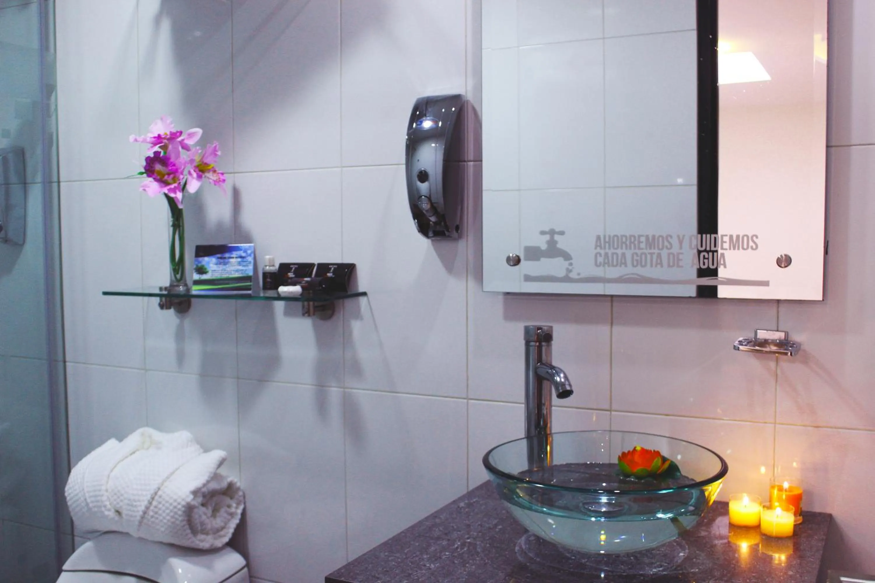 Bathroom in Hotel Bogota Expocomfort - Embajada Americana