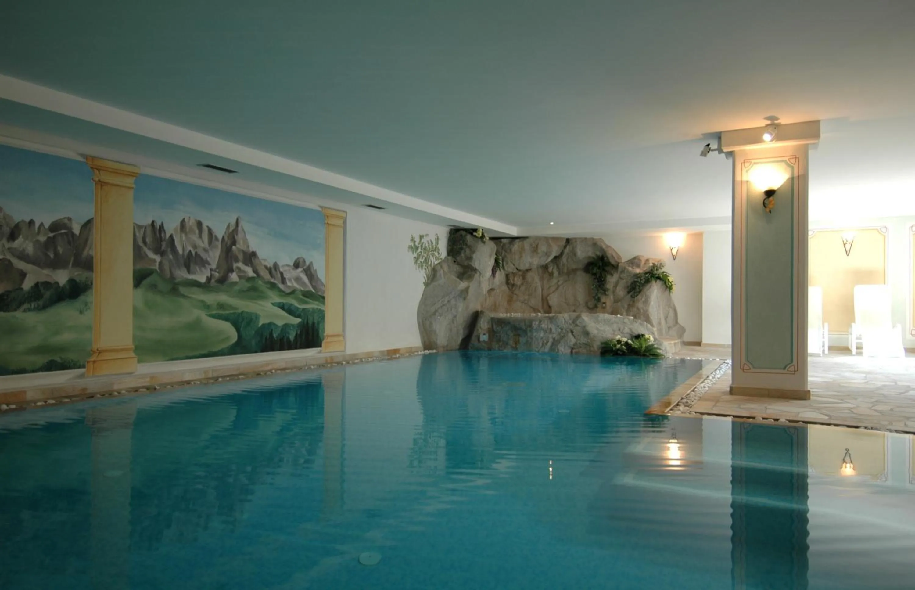 Swimming pool in Residence Pez Gajard