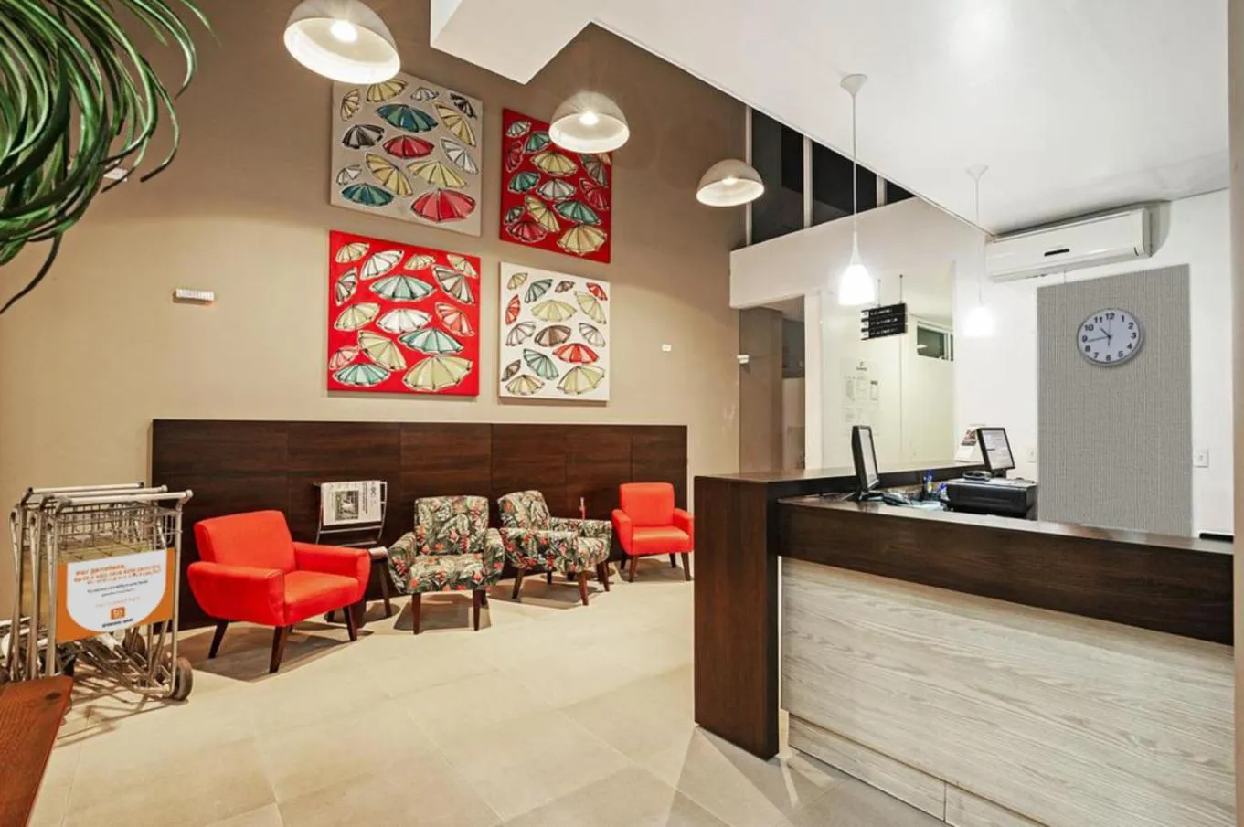 Lobby or reception in Camboriu Express