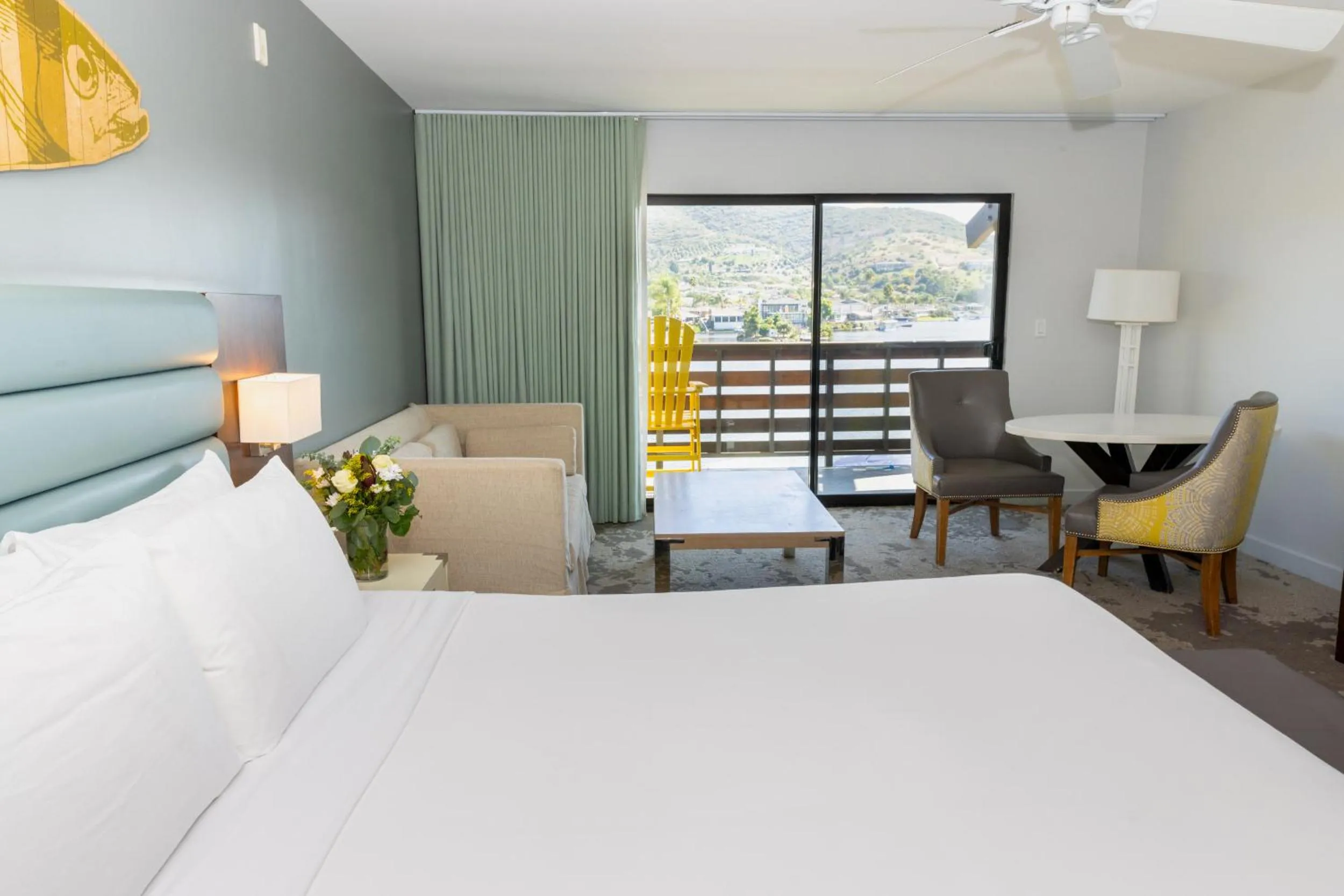 Bed in Lakehouse Resort