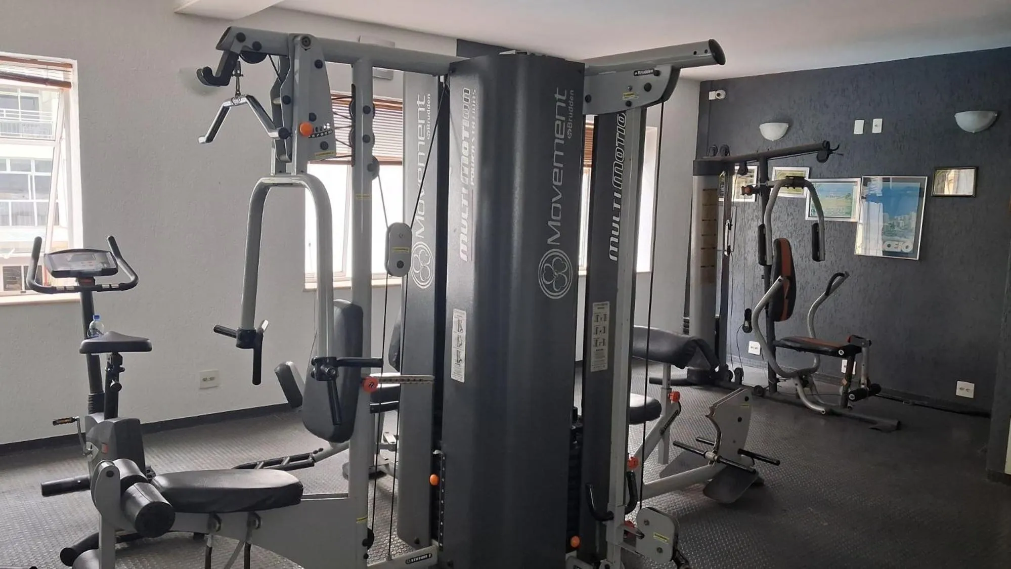 Fitness centre/facilities in Ritz Plaza Hotel