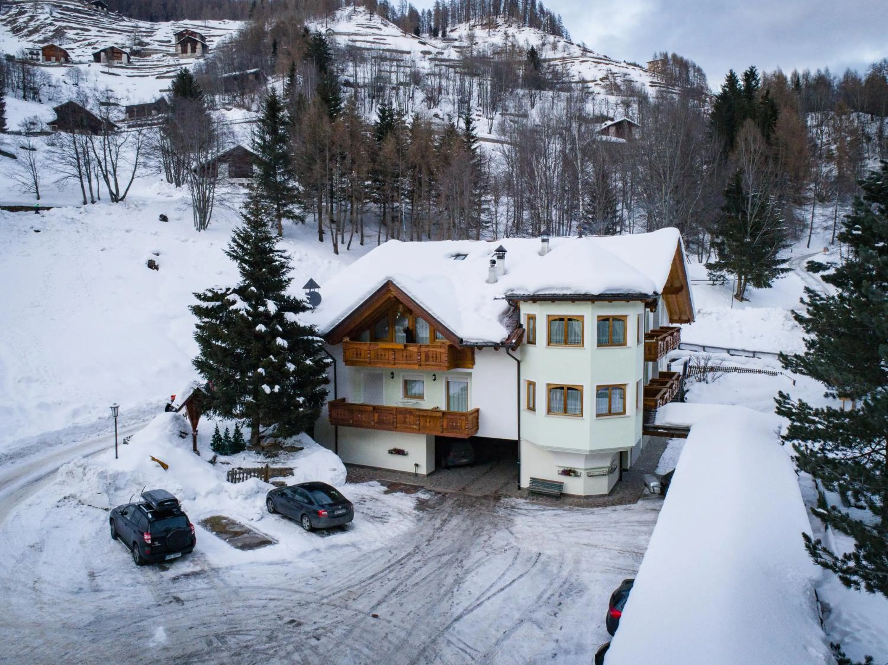 Property building in Hotel Vioz