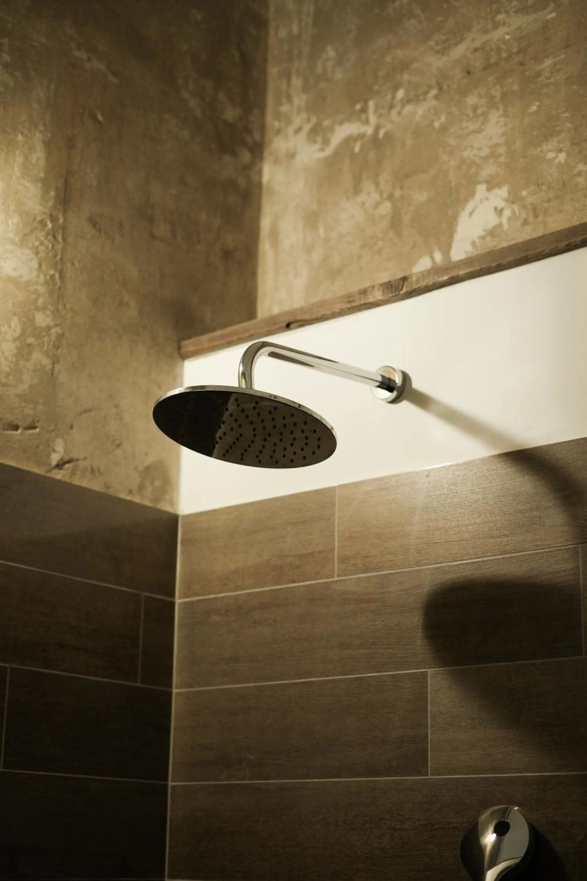 Shower in Brody House - boutique hotel