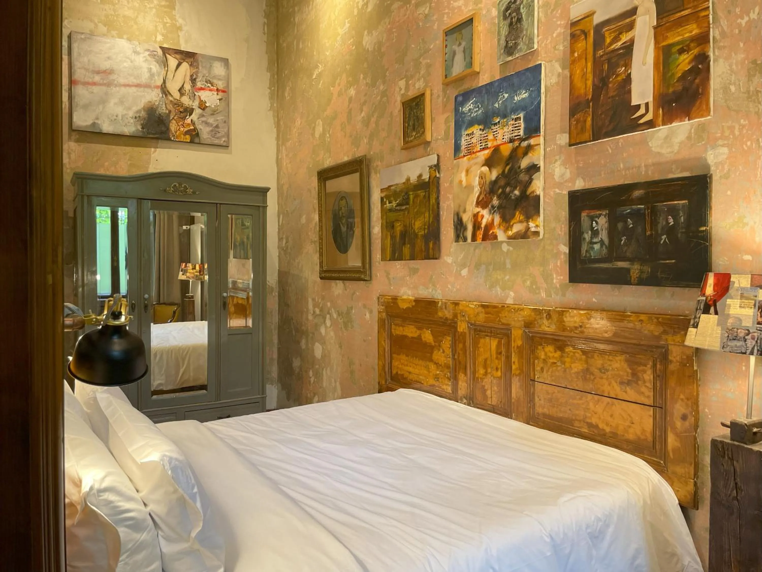 Bed in Brody House - boutique hotel