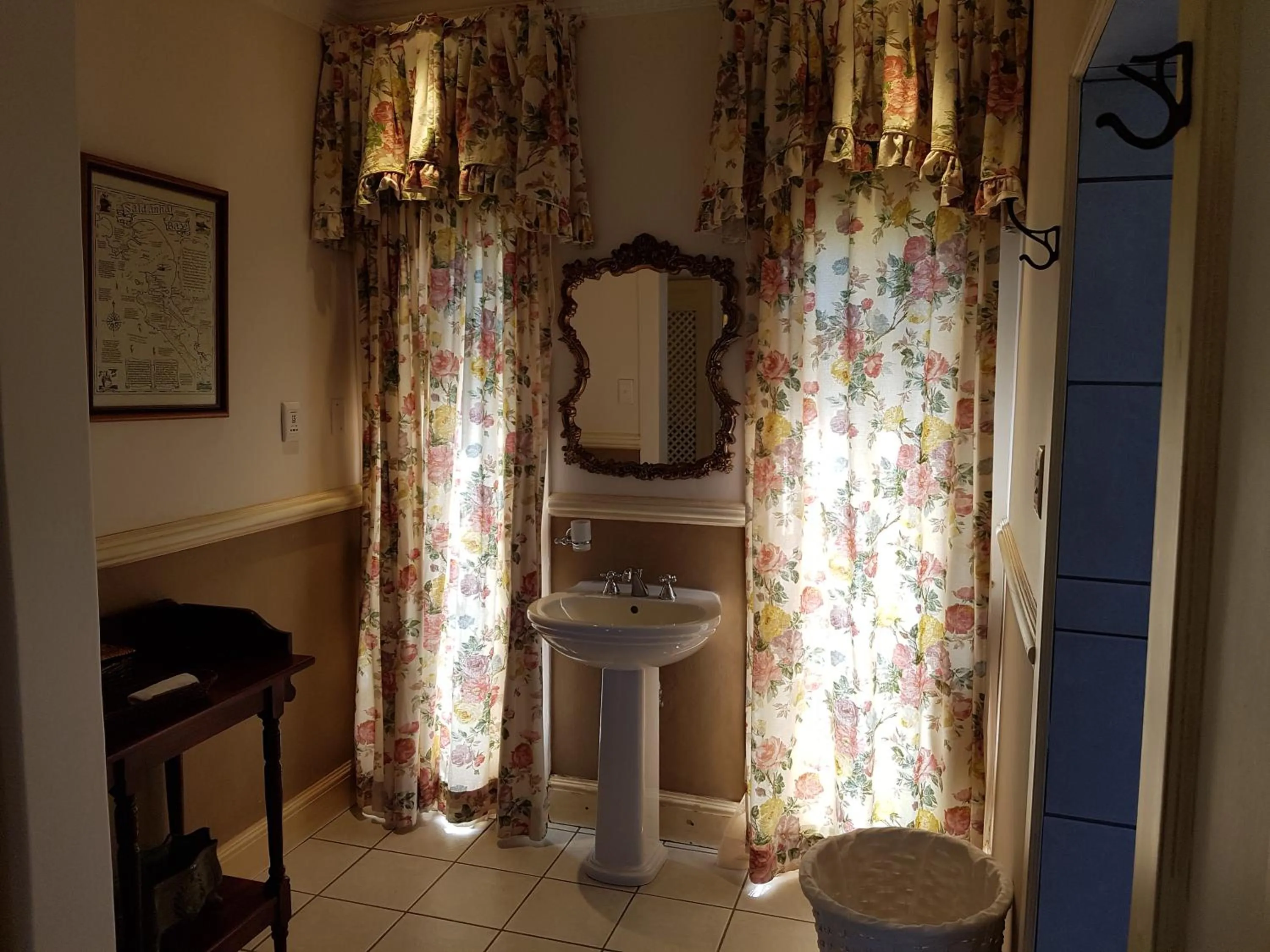Bathroom in Sherwood's Country House
