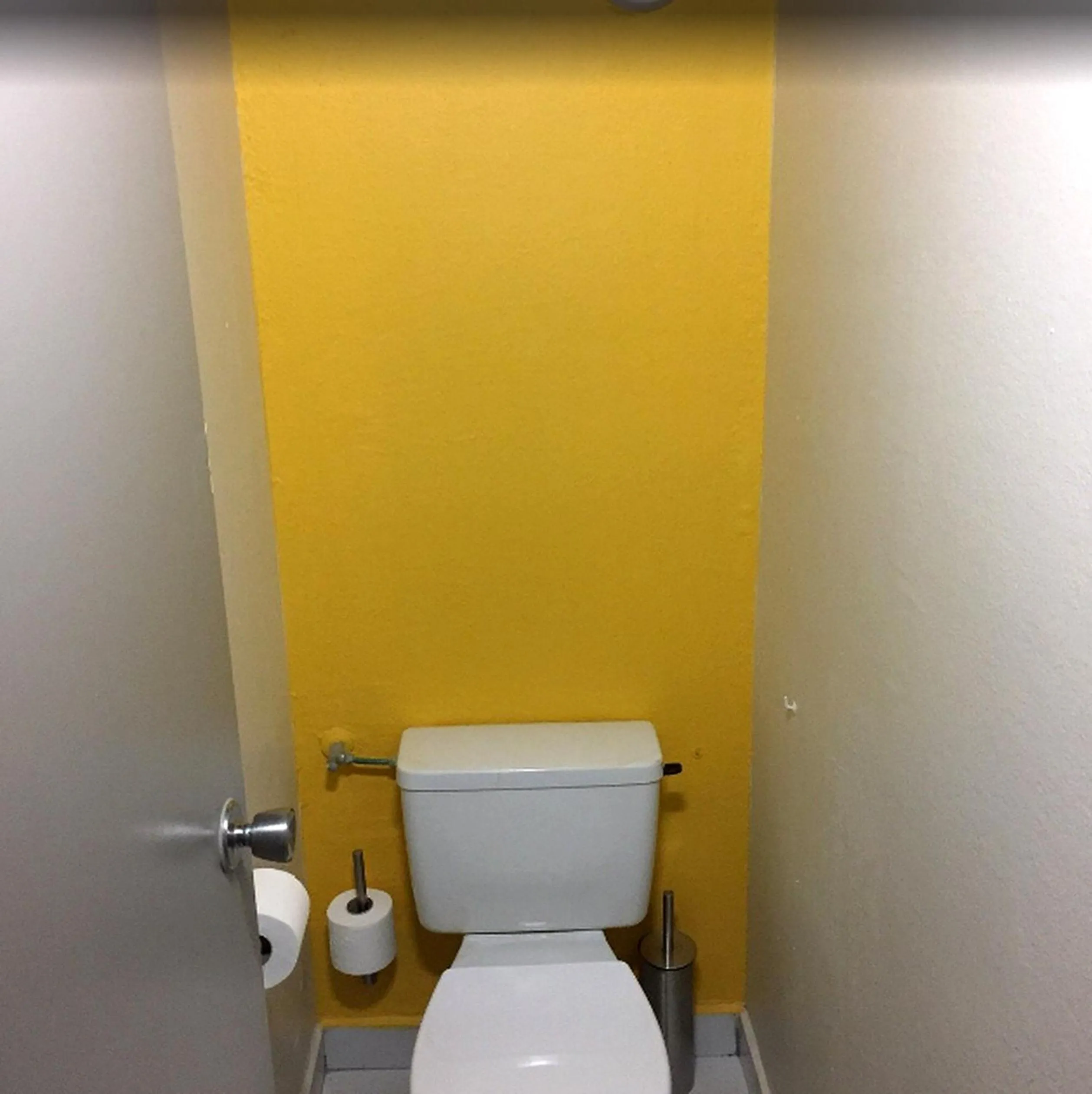 Toilet in Hotel Fleur d'Epee