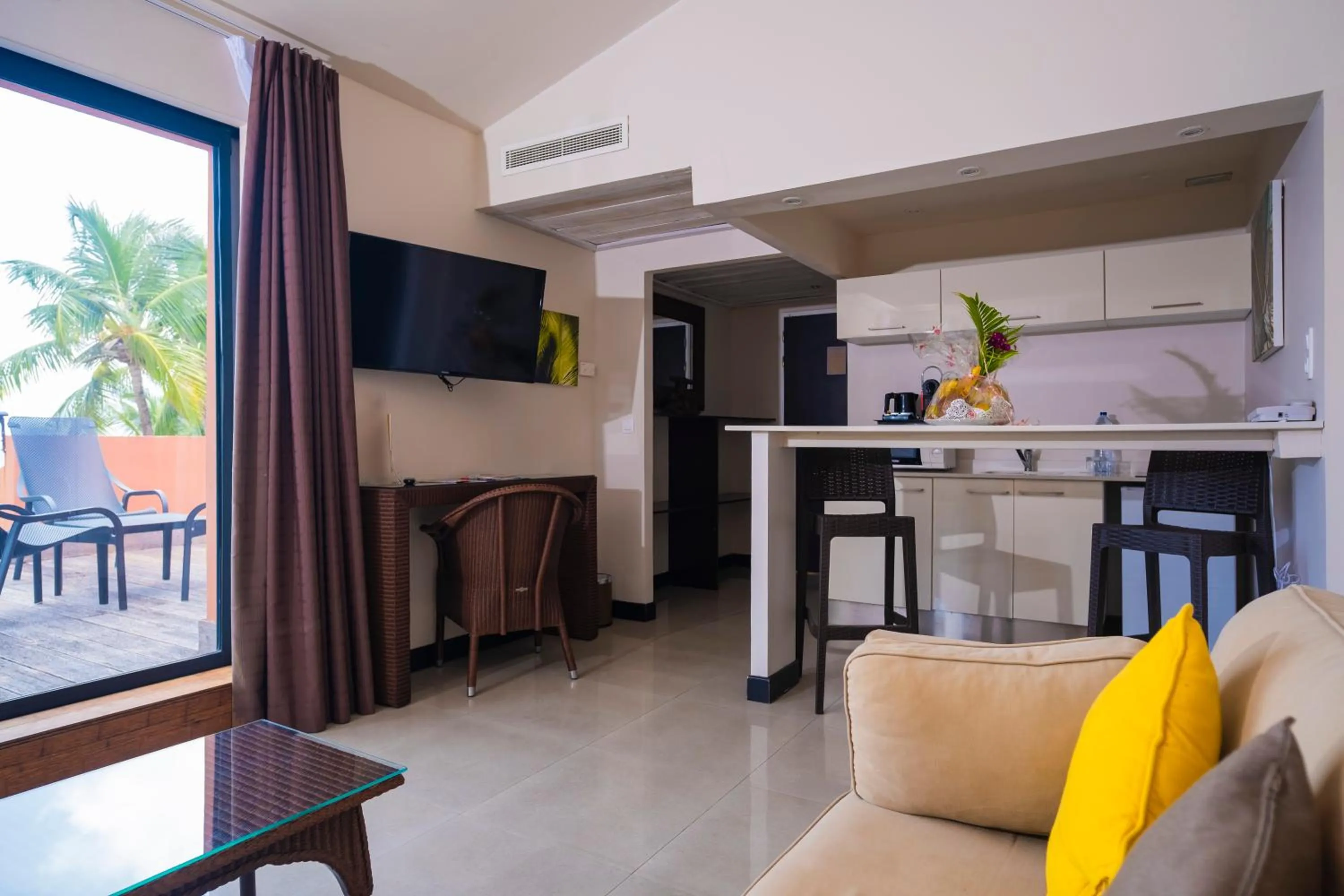 Photo of the whole room in Hotel Fleur d'Epee