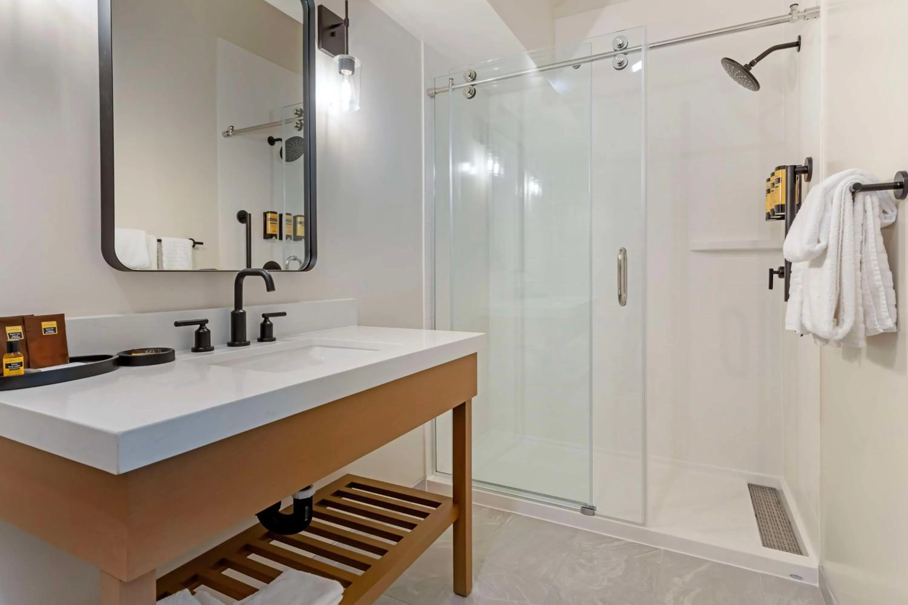 Bathroom in Best Western Plus Inn at the Vines