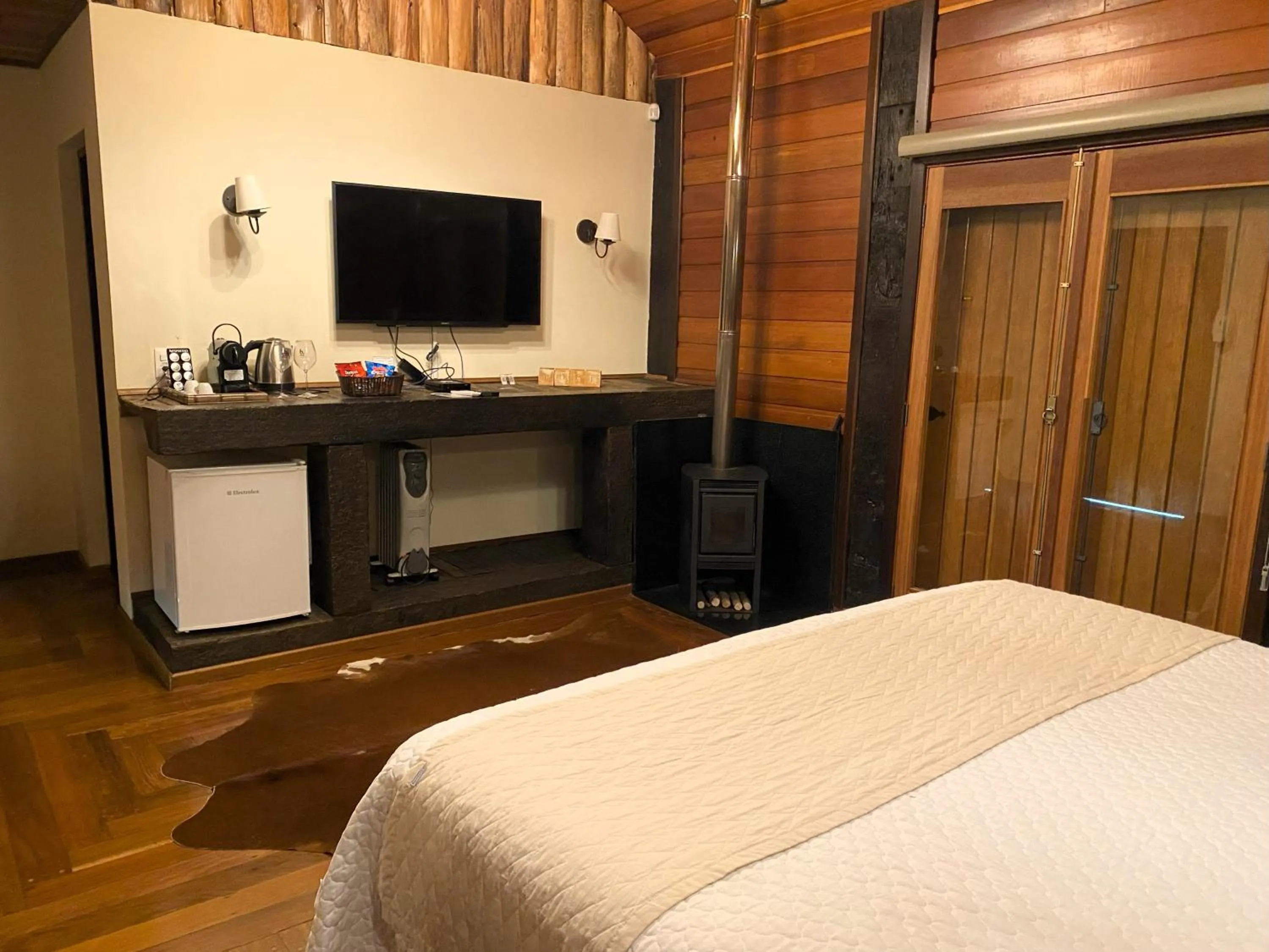 Photo of the whole room, Bed in Hotel Savoy Excellence