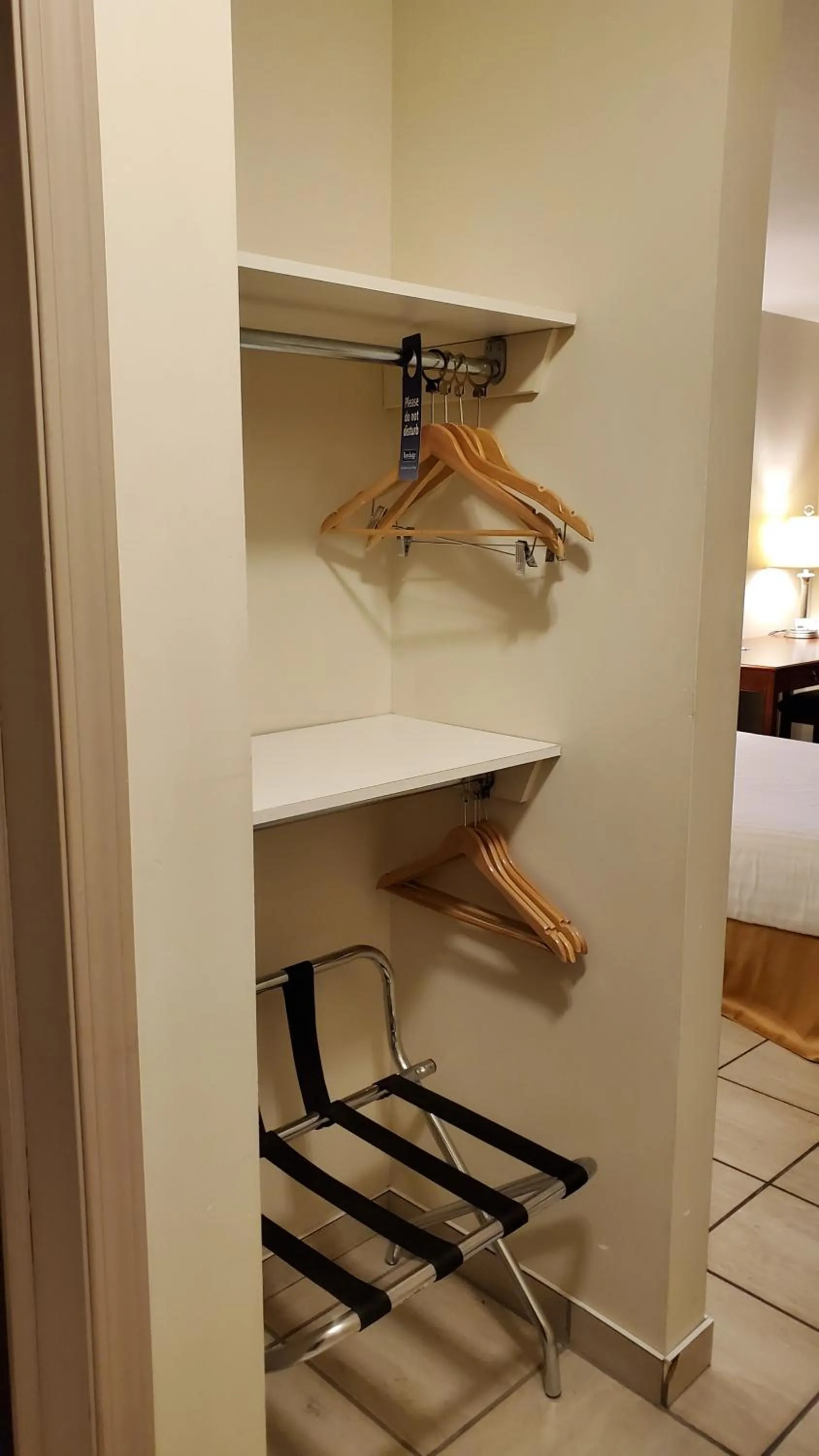 Travelodge by Wyndham Stony Plain