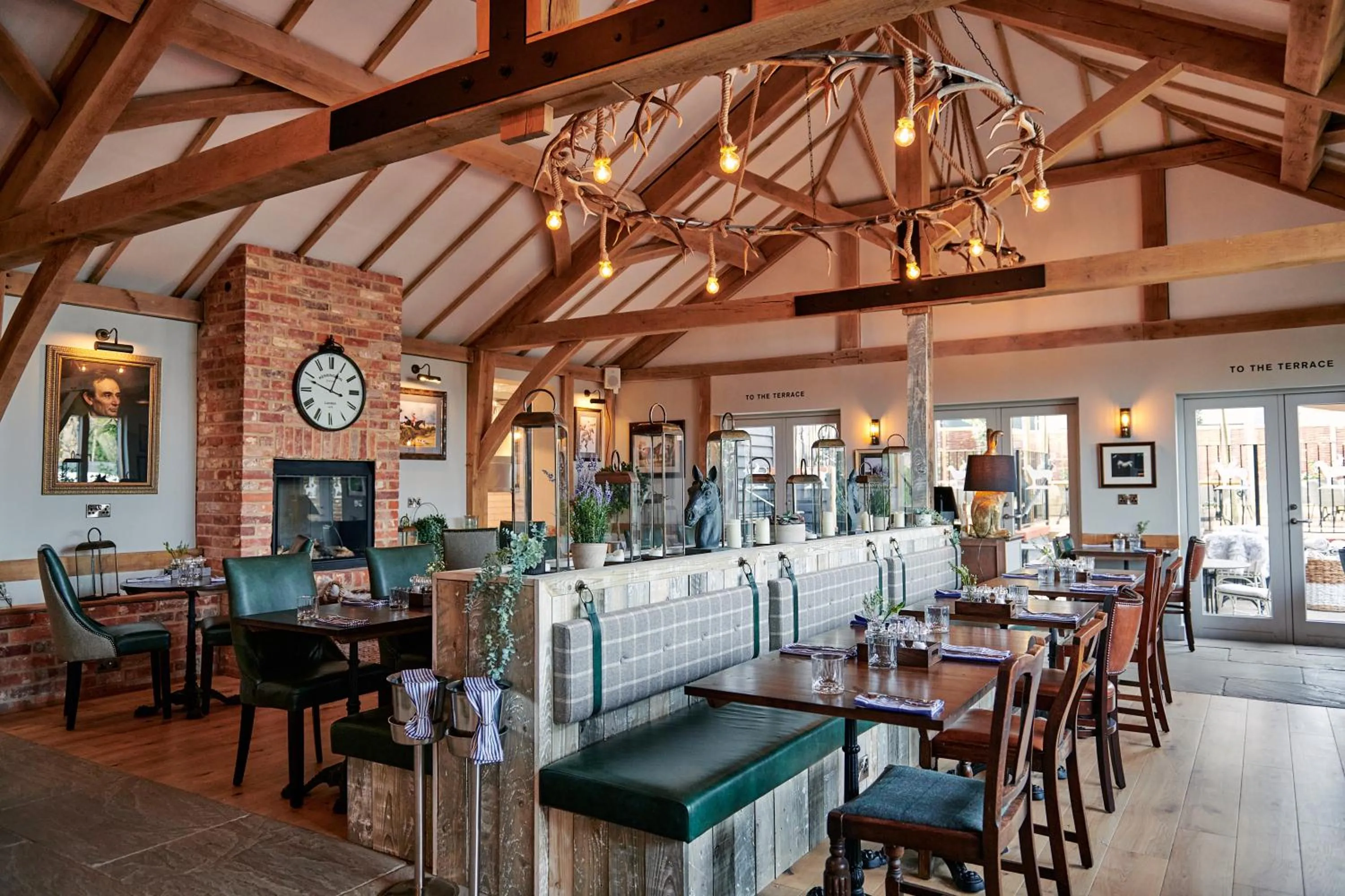 Restaurant/places to eat in Hare and Hounds - Newbury