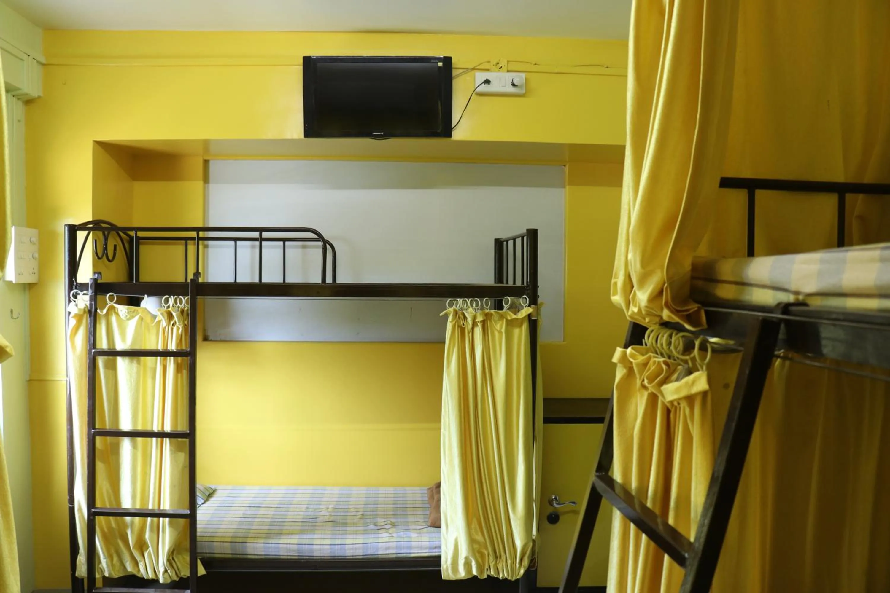 Ashirwad Guest House (Male Only)
