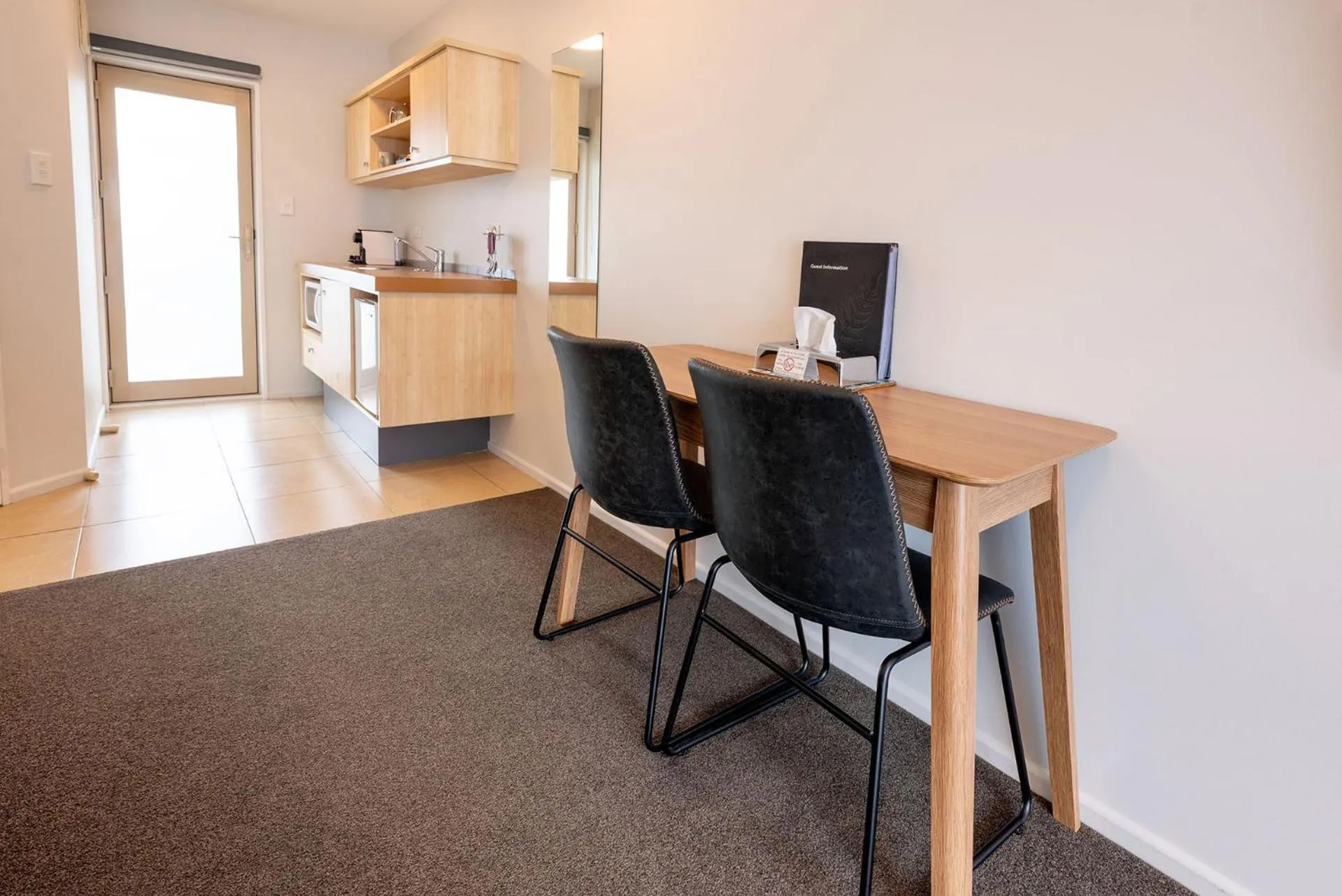 Dining area in Tussock Peak Lodge