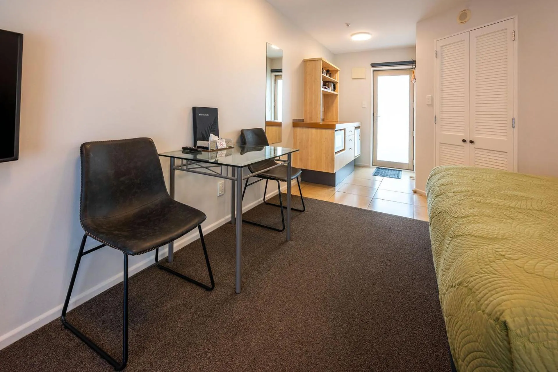 Dining area in Tussock Peak Lodge