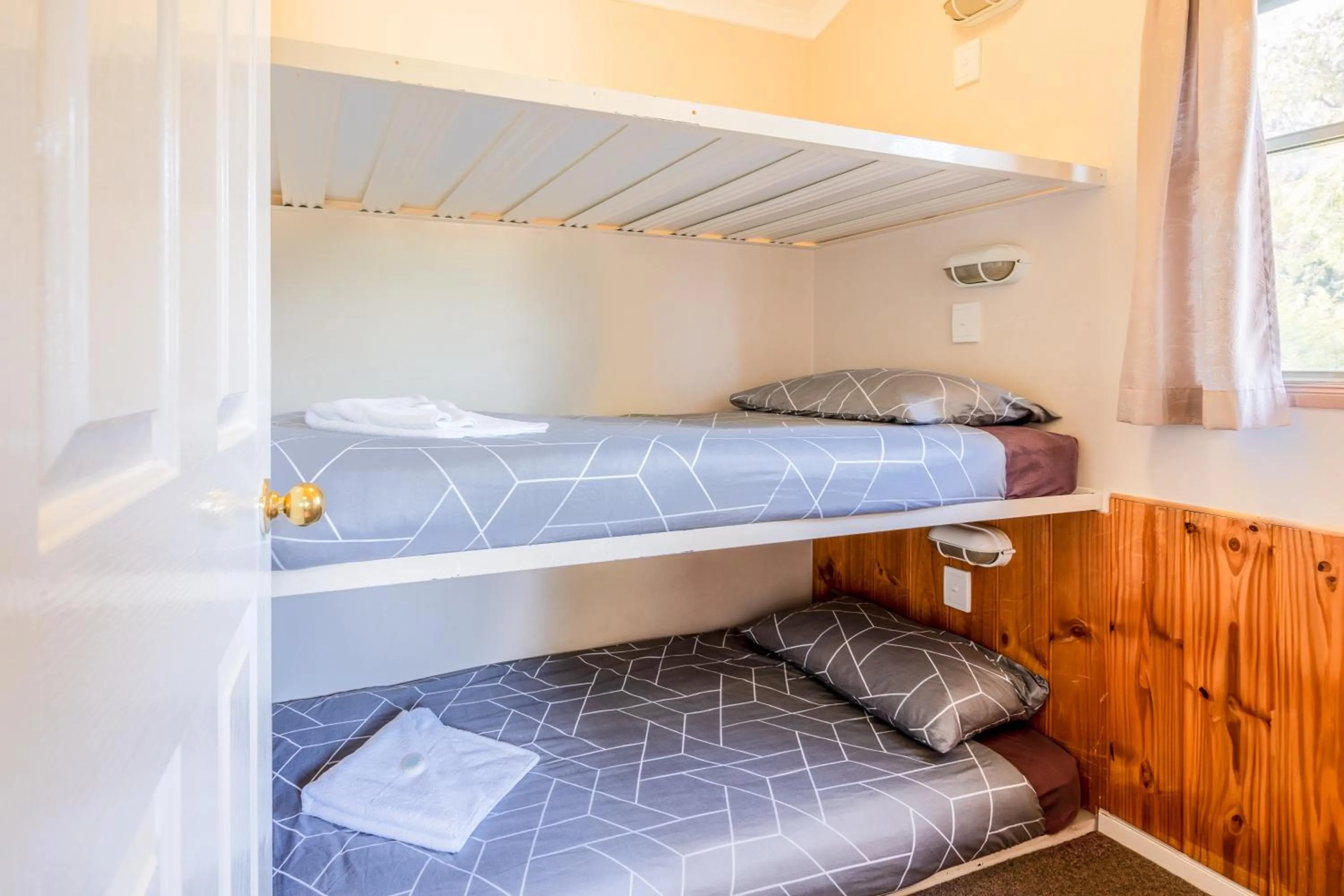 Bed in Tasman Holiday Parks - Albany