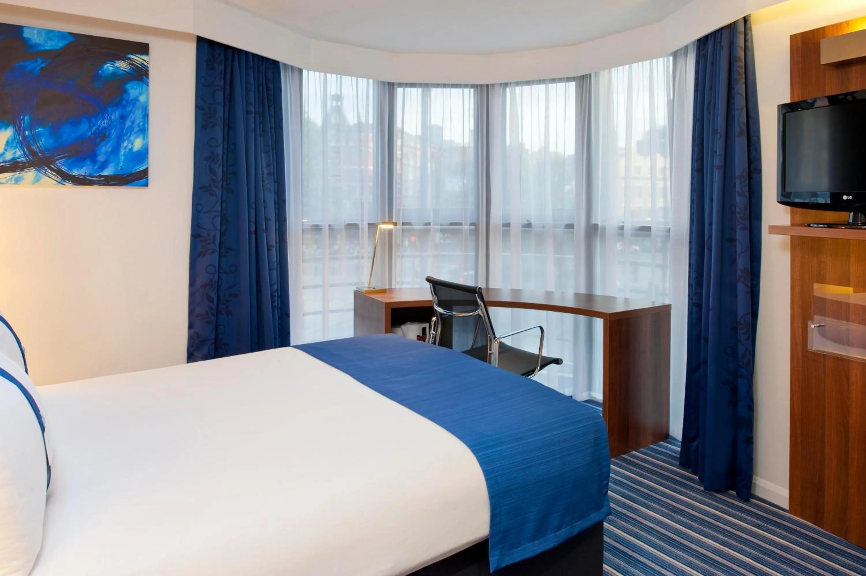 Holiday Inn Express London City