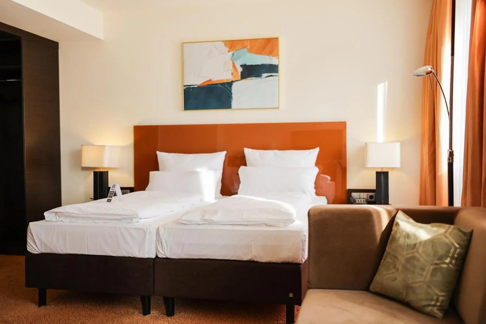 Bed in l'Arrivée Hotel & Spa