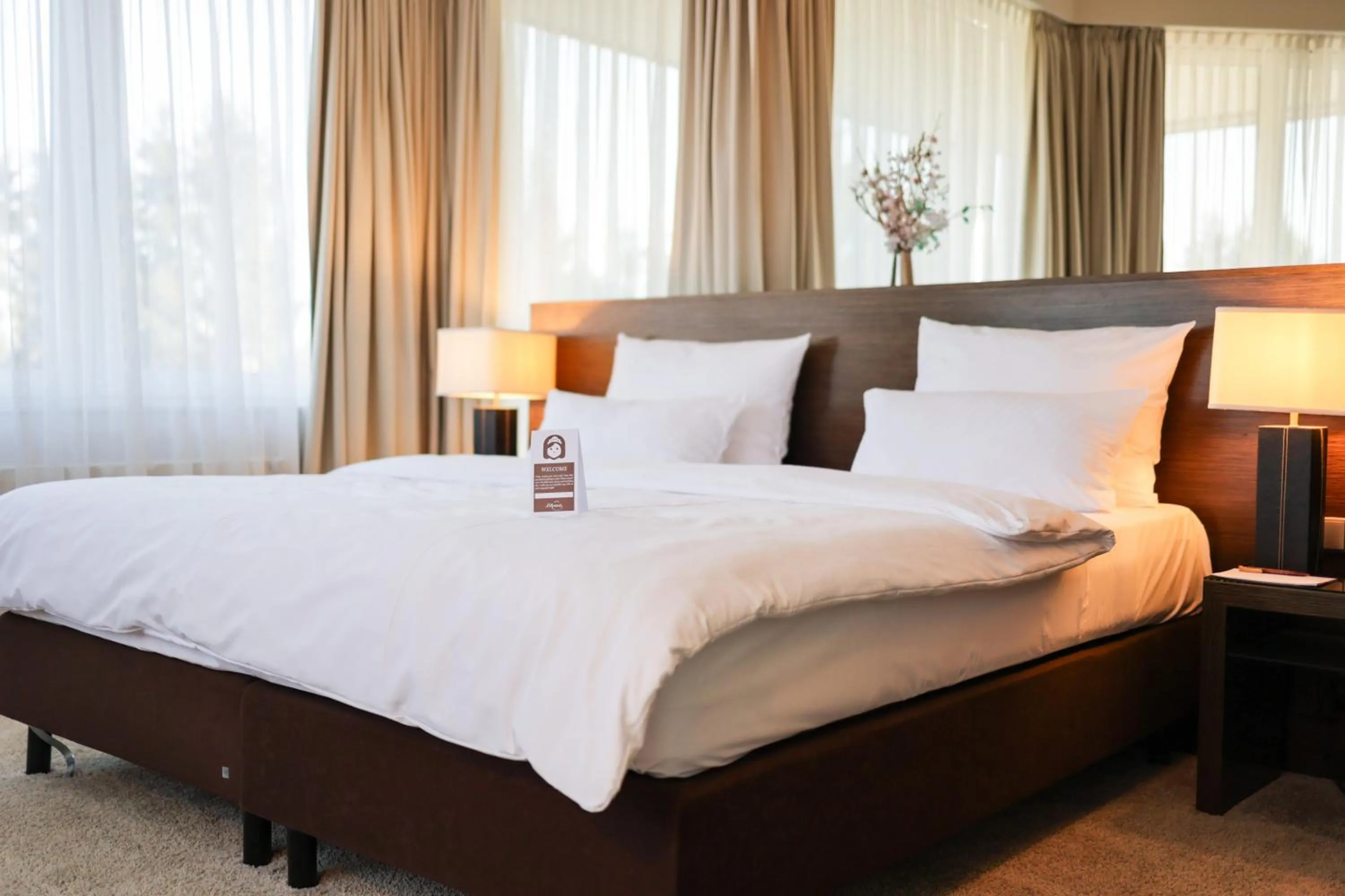 Bed in l'Arrivée Hotel & Spa