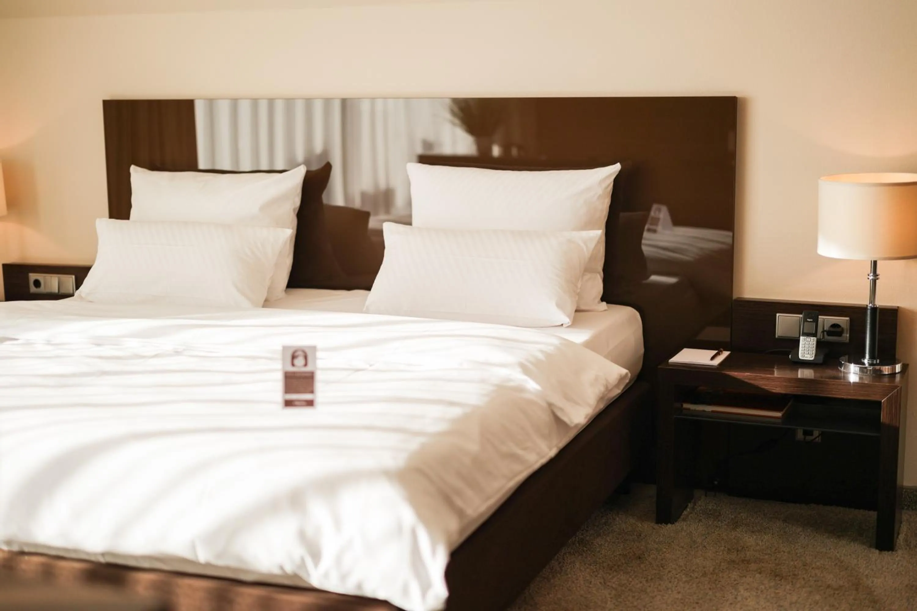 Bed in l'Arrivée Hotel & Spa