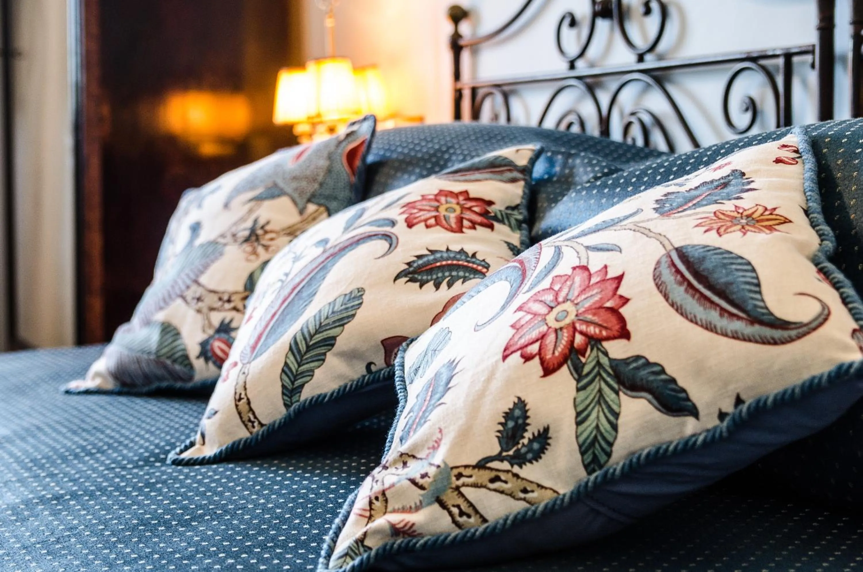 Decorative detail, Bed in Villa La Piccioncina Firenze