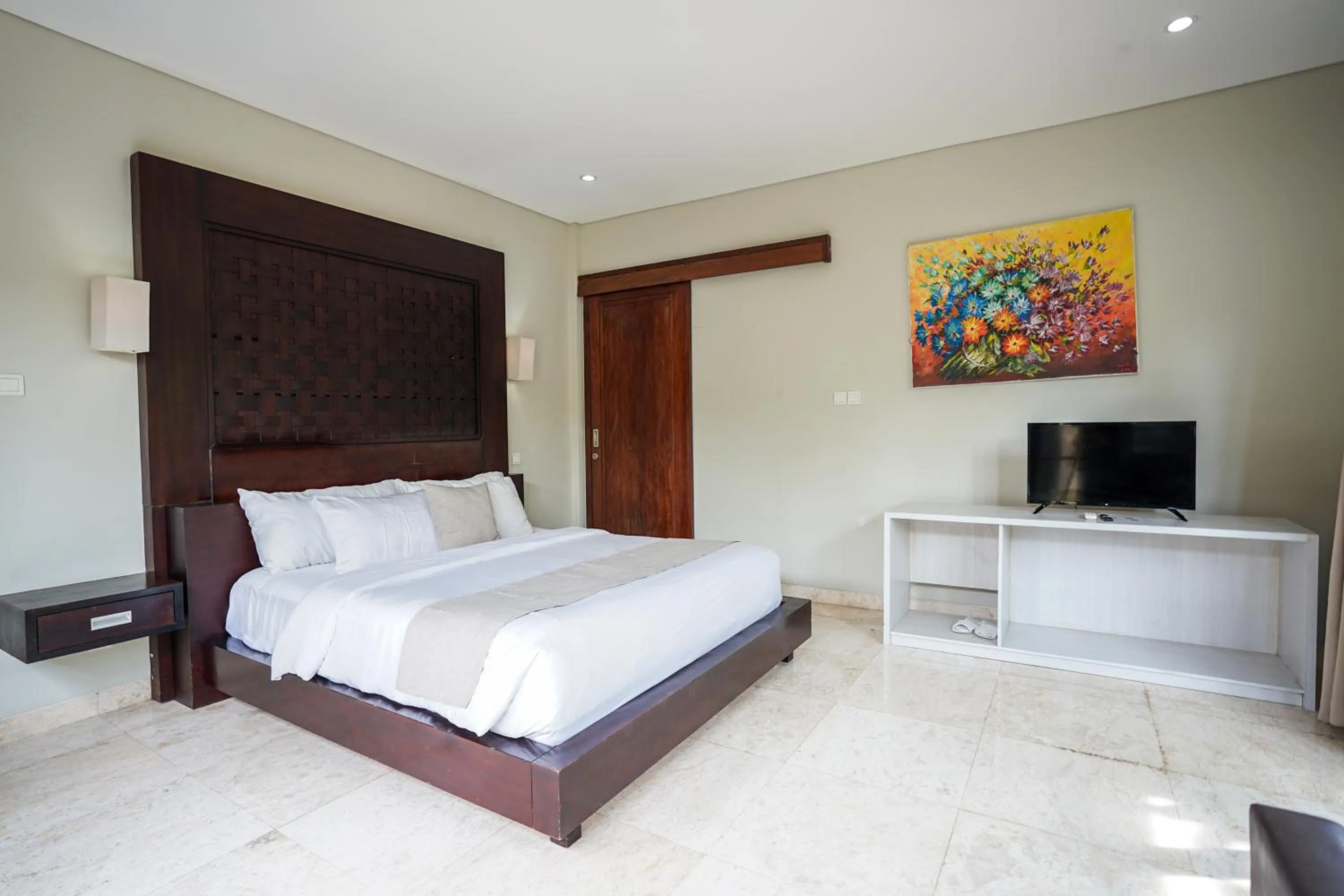 Bedroom, Bed in Villa Harmony - Residence