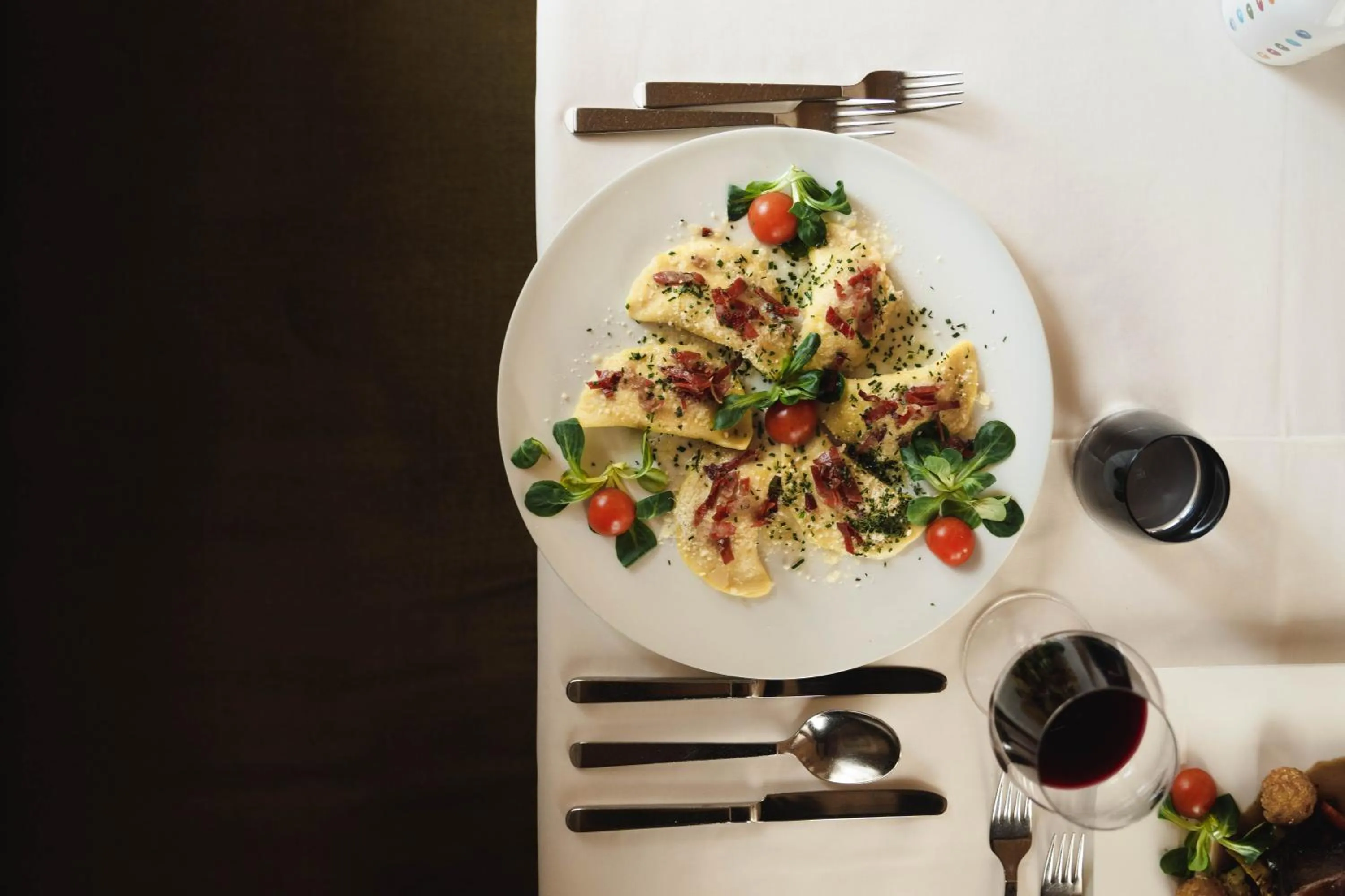 Food and drinks in Hotel St. Anton