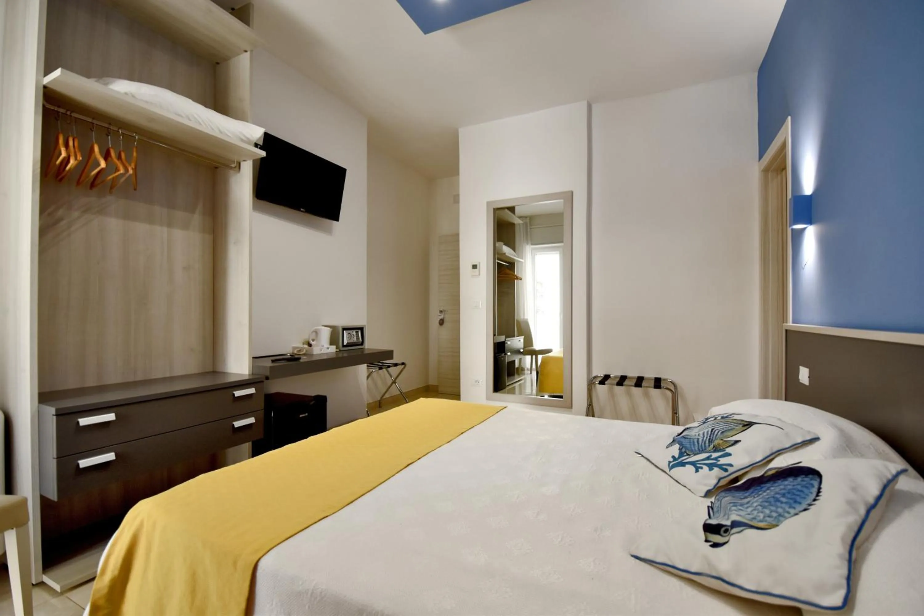 Bedroom, Bed in Ventidimaregallipoli